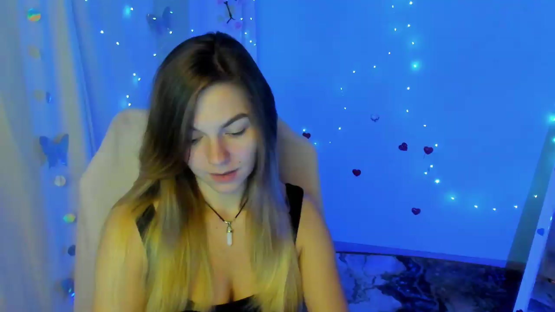 Gallery image thumbnail from Missi_More's myfreecams stream on, 09/19/2026, 11:28 image 9 of 20