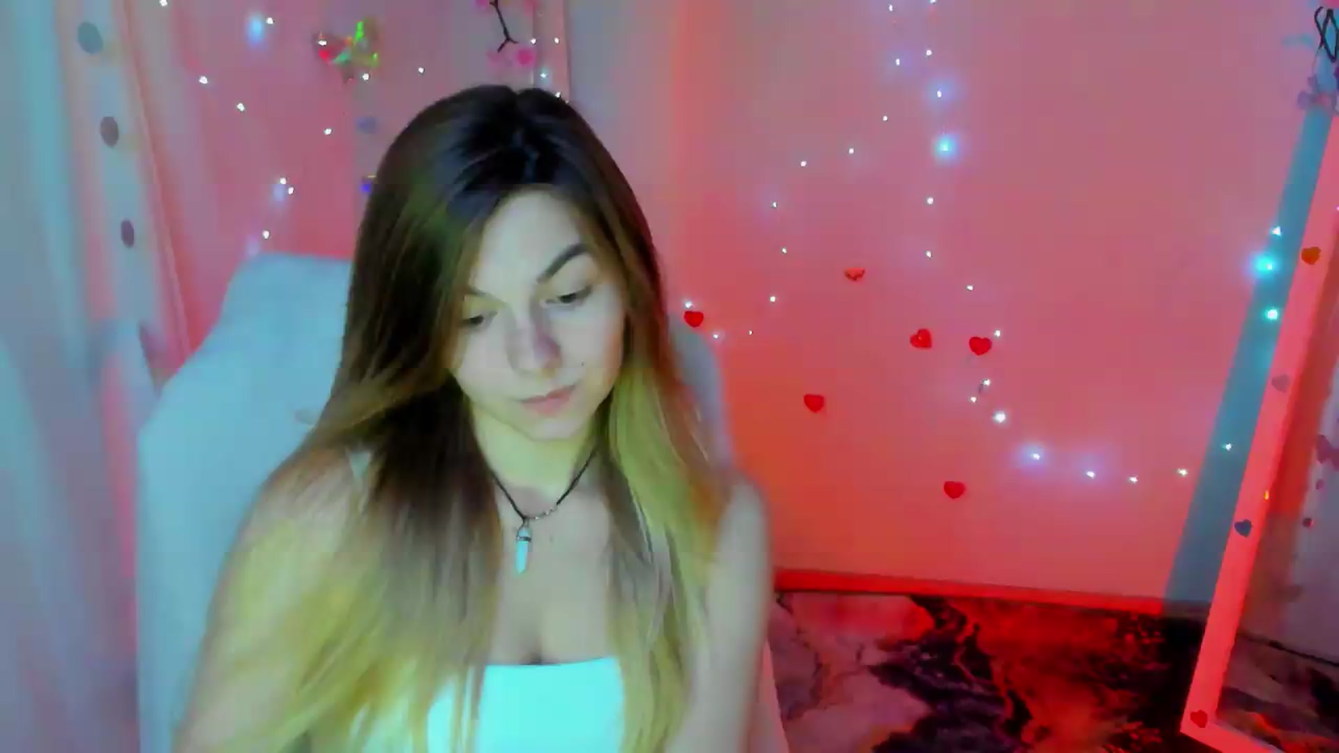 Gallery image thumbnail from Missi_More's myfreecams stream on, 09/20/2026, 11:28 image 17 of 20