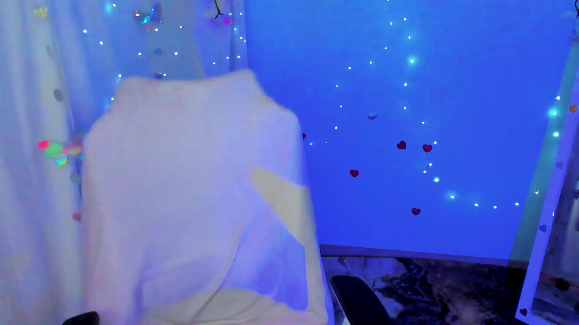 Gallery image thumbnail from Missi_More's myfreecams stream on, 09/21/2026, 07:59 image 20 of 20