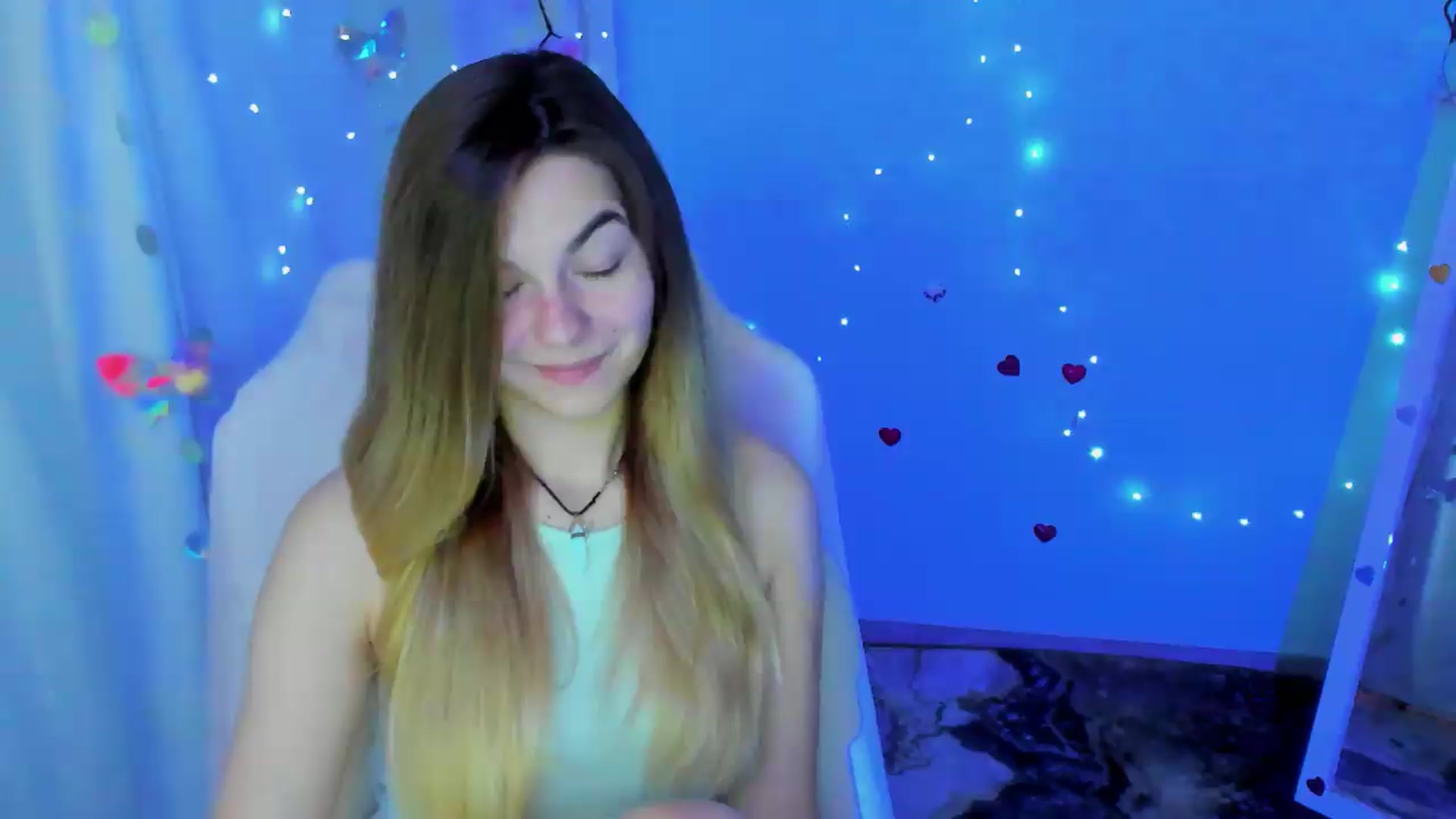 Gallery image thumbnail from Missi_More's myfreecams stream on, 09/21/2026, 07:59 image 10 of 20