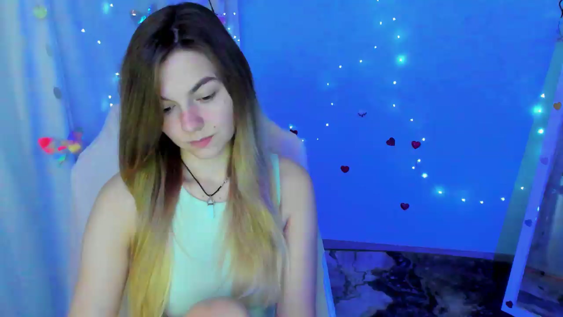 Gallery image thumbnail from Missi_More's myfreecams stream on, 09/21/2026, 07:59 image 9 of 20