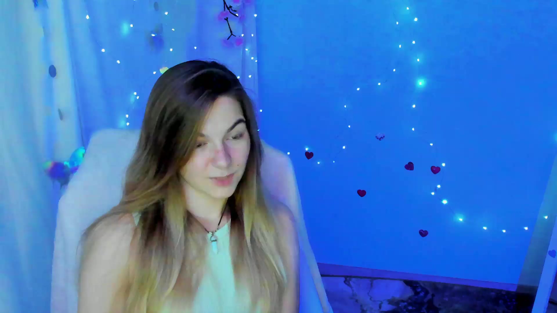 Gallery image thumbnail from Missi_More's myfreecams stream on, 09/21/2026, 10:35 image 5 of 20