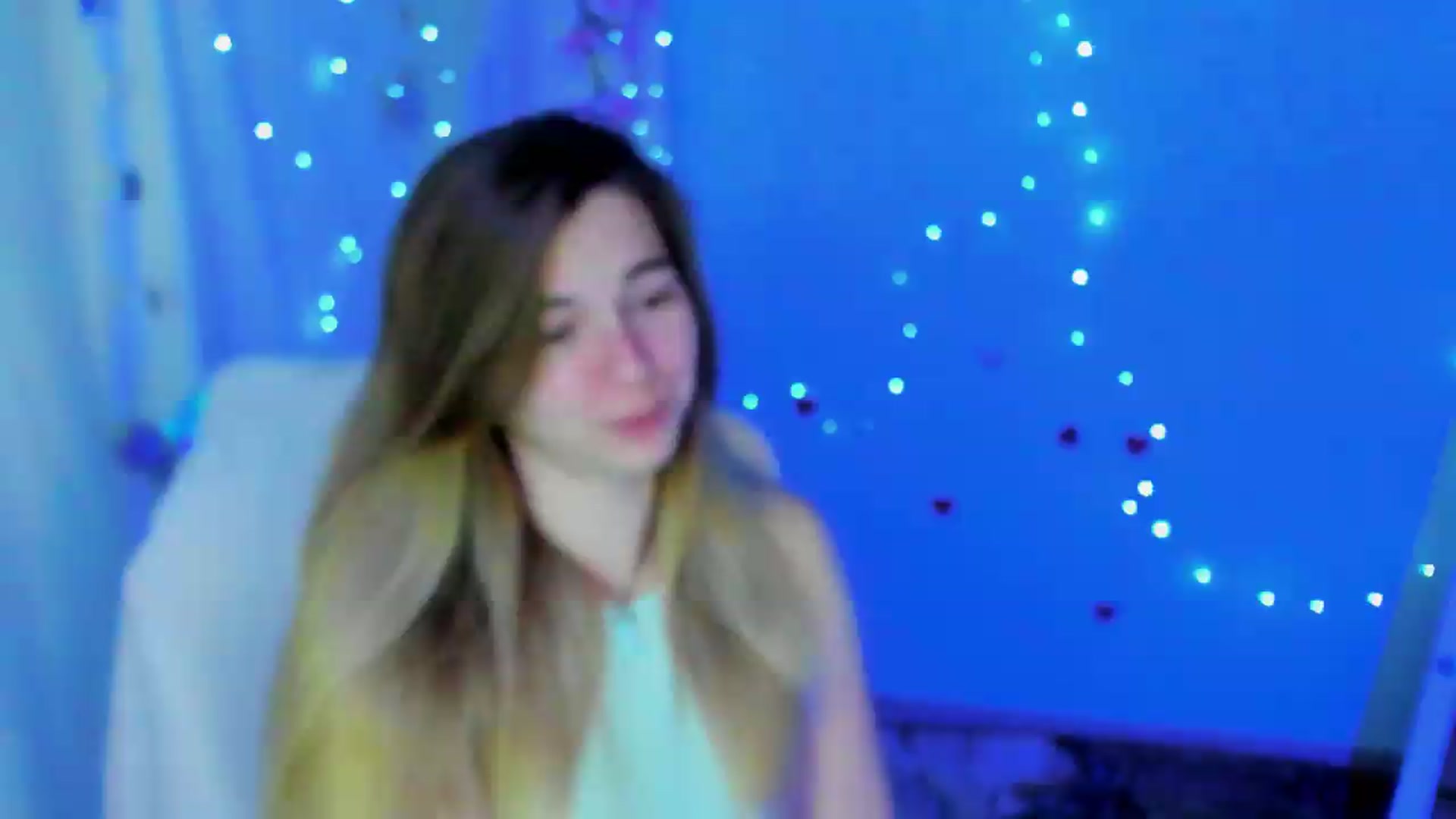 Gallery image thumbnail from Missi_More's myfreecams stream on, 09/21/2026, 10:35 image 1 of 20