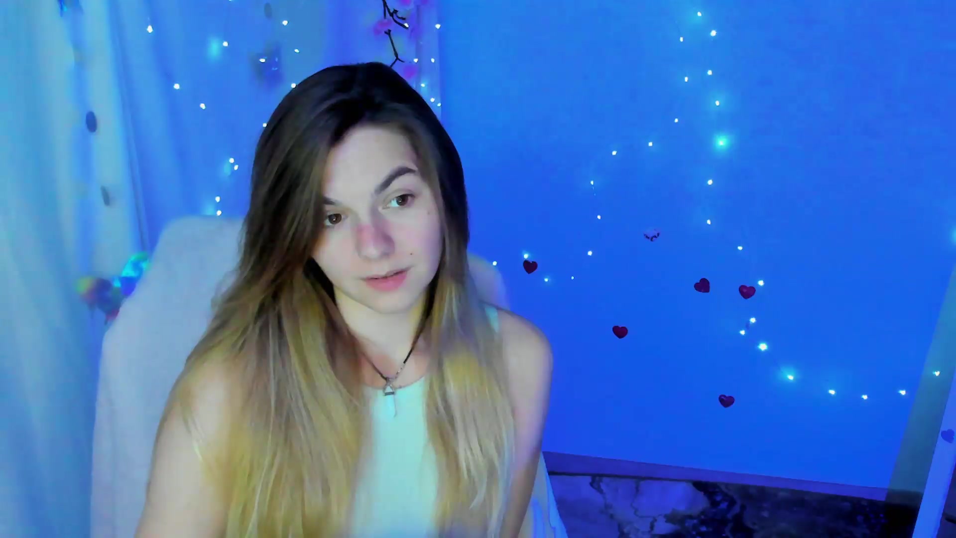 Gallery image thumbnail from Missi_More's myfreecams stream on, 09/21/2026, 10:35 image 15 of 20