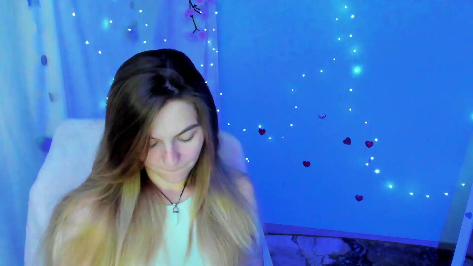 Gallery image thumbnail from Missi_More's myfreecams stream on, 09/21/2026, 10:35 image 2 of 20