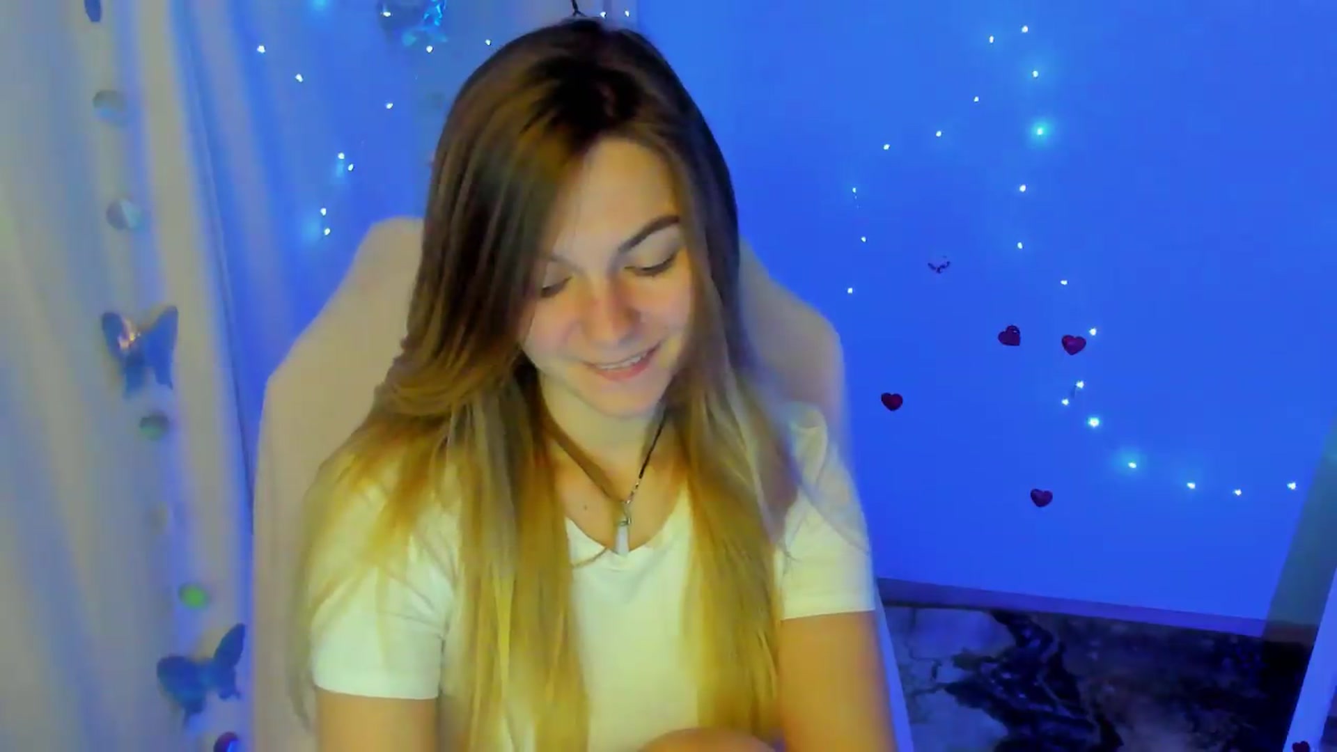 Gallery image thumbnail from Missi_More's myfreecams stream on, 09/22/2026, 11:46 image 10 of 20