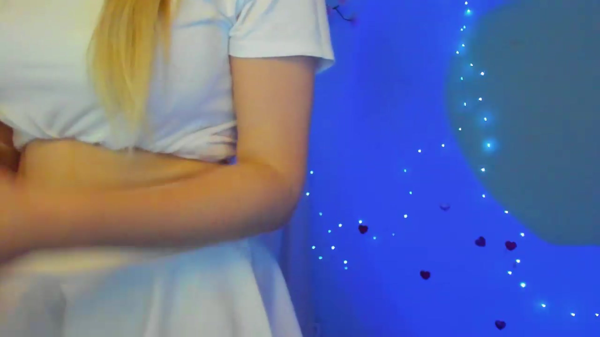 Gallery image thumbnail from Missi_More's myfreecams stream on, 09/22/2026, 11:46 image 13 of 20