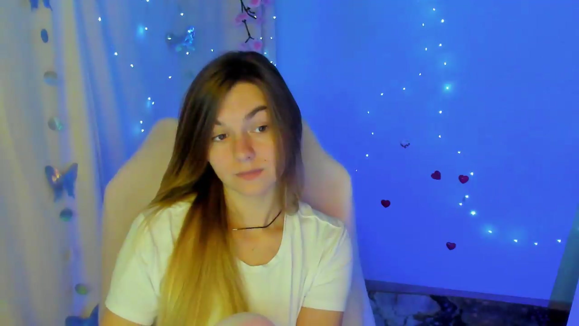 Gallery image thumbnail from Missi_More's myfreecams stream on, 09/22/2026, 11:46 image 6 of 20