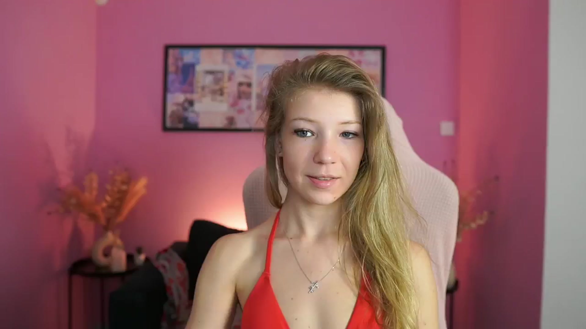 Gallery image thumbnail from Missicute's myfreecams stream on, 05/03/2025, 13:57 image 20 of 20