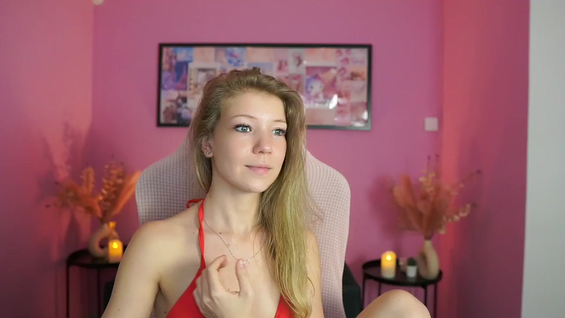 Gallery image thumbnail from Missicute's myfreecams stream on, 05/03/2025, 14:43 image 16 of 20