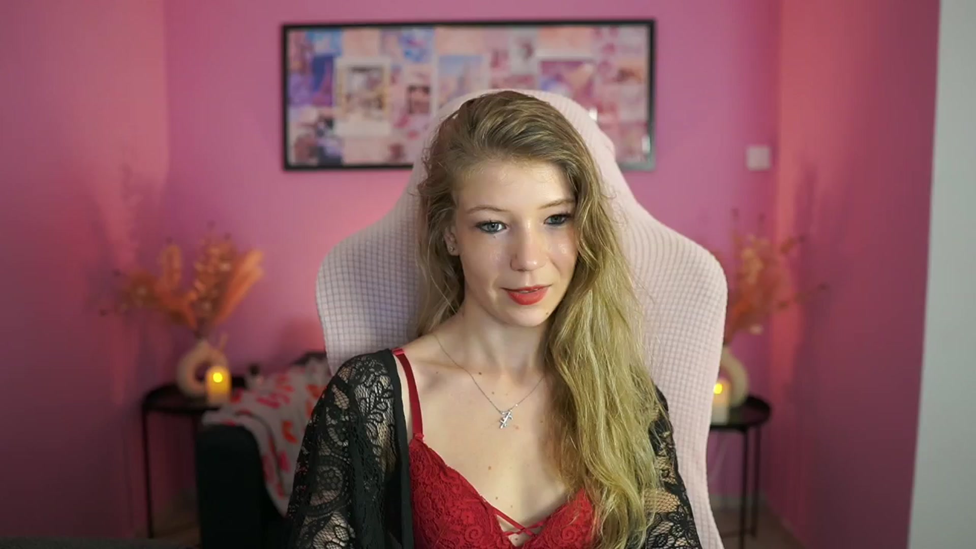 Gallery image thumbnail from Missicute's myfreecams stream on, 06/09/2025, 20:51 image 6 of 20