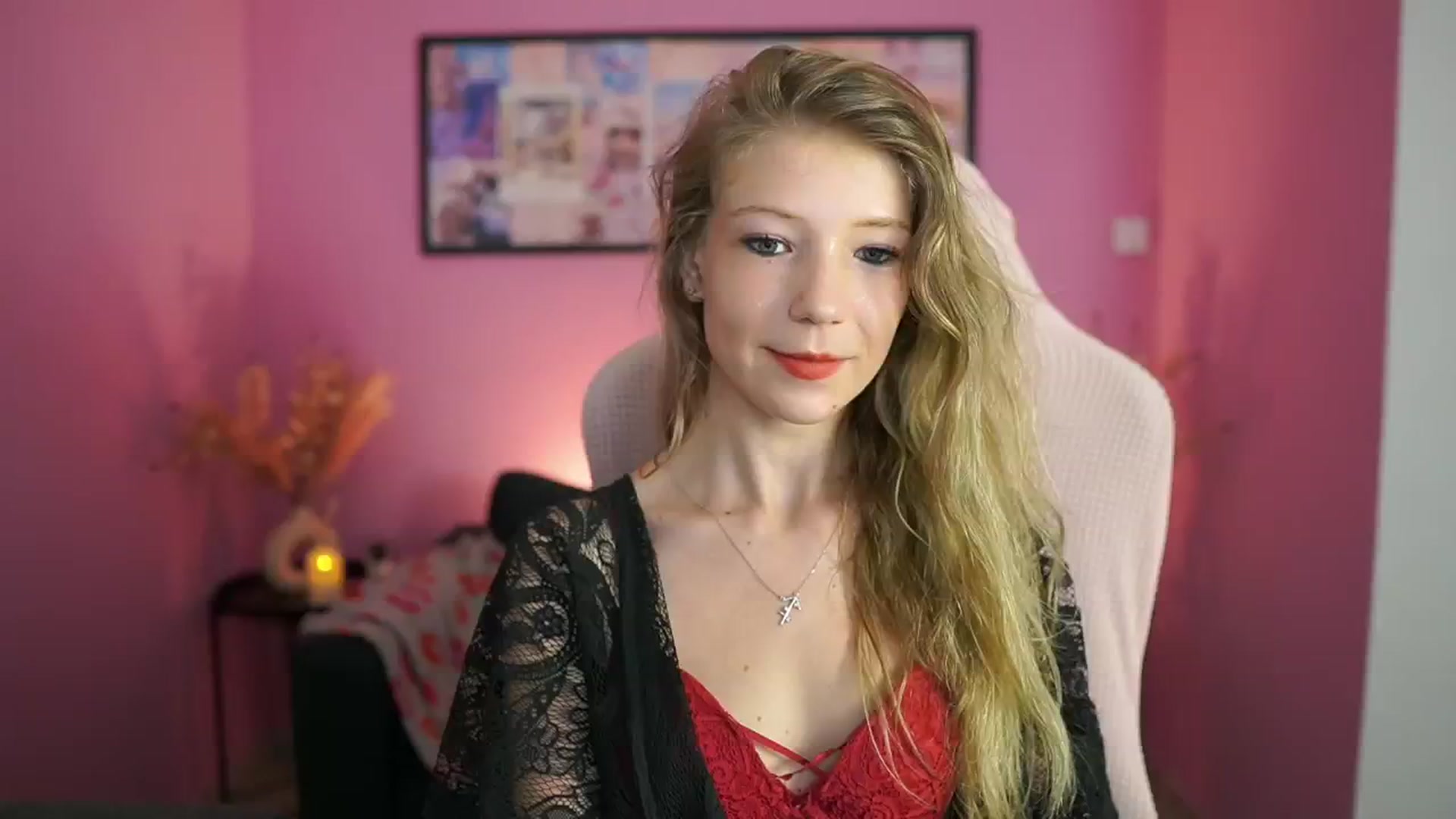 Gallery image thumbnail from Missicute's myfreecams stream on, 06/09/2025, 20:51 image 7 of 20