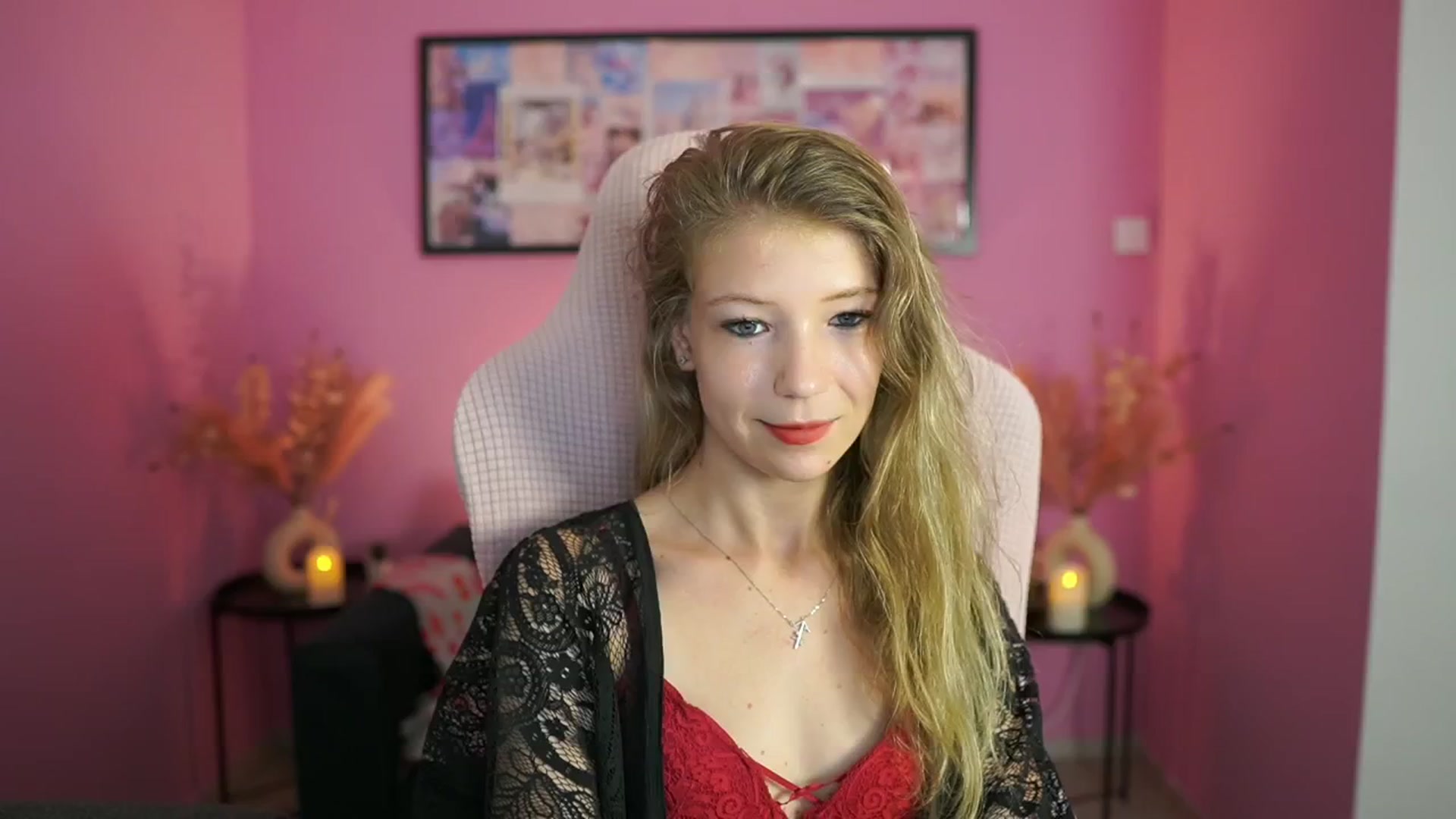 Gallery image thumbnail from Missicute's myfreecams stream on, 06/09/2025, 20:51 image 11 of 20