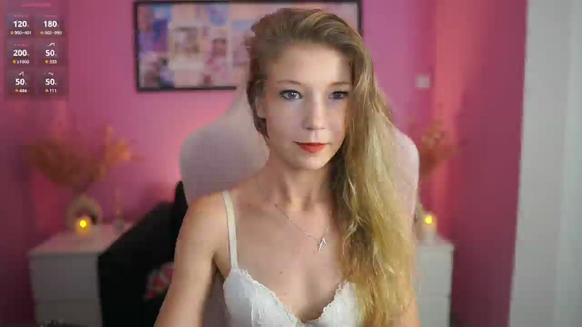 Gallery image thumbnail from Missicute's myfreecams stream on, 07/03/2025, 21:44 image 10 of 20