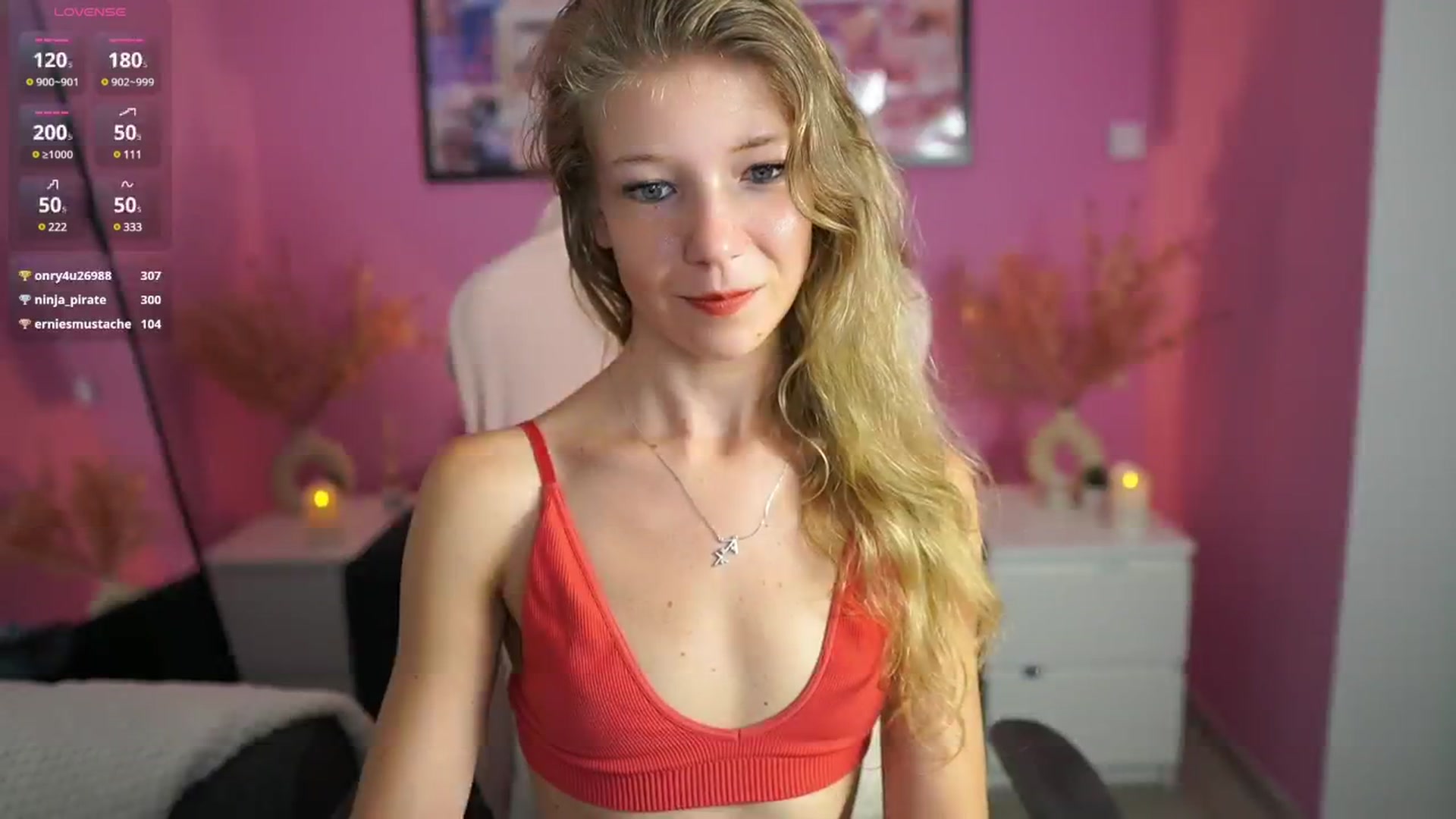 Gallery image thumbnail from Missicute's myfreecams stream on, 07/20/2025, 23:48 image 10 of 20