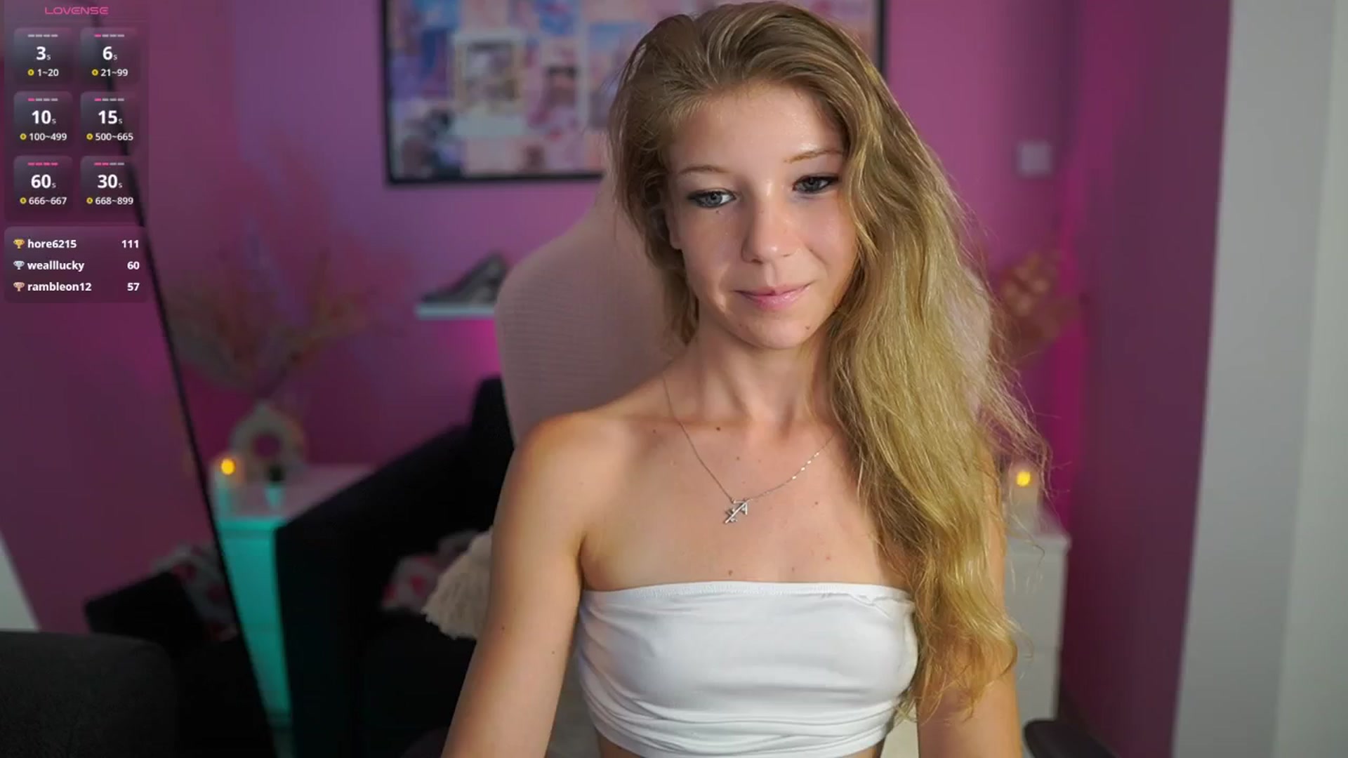Gallery image thumbnail from Missicute's myfreecams stream on, 08/12/2025, 22:54 image 7 of 20