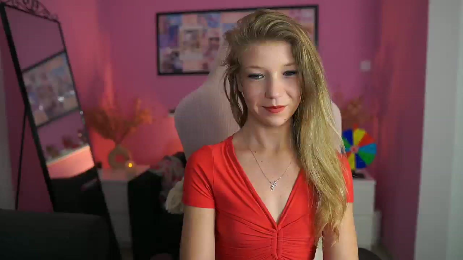 Gallery image thumbnail from Missicute's myfreecams stream on, 10/27/2025, 23:31 image 13 of 20