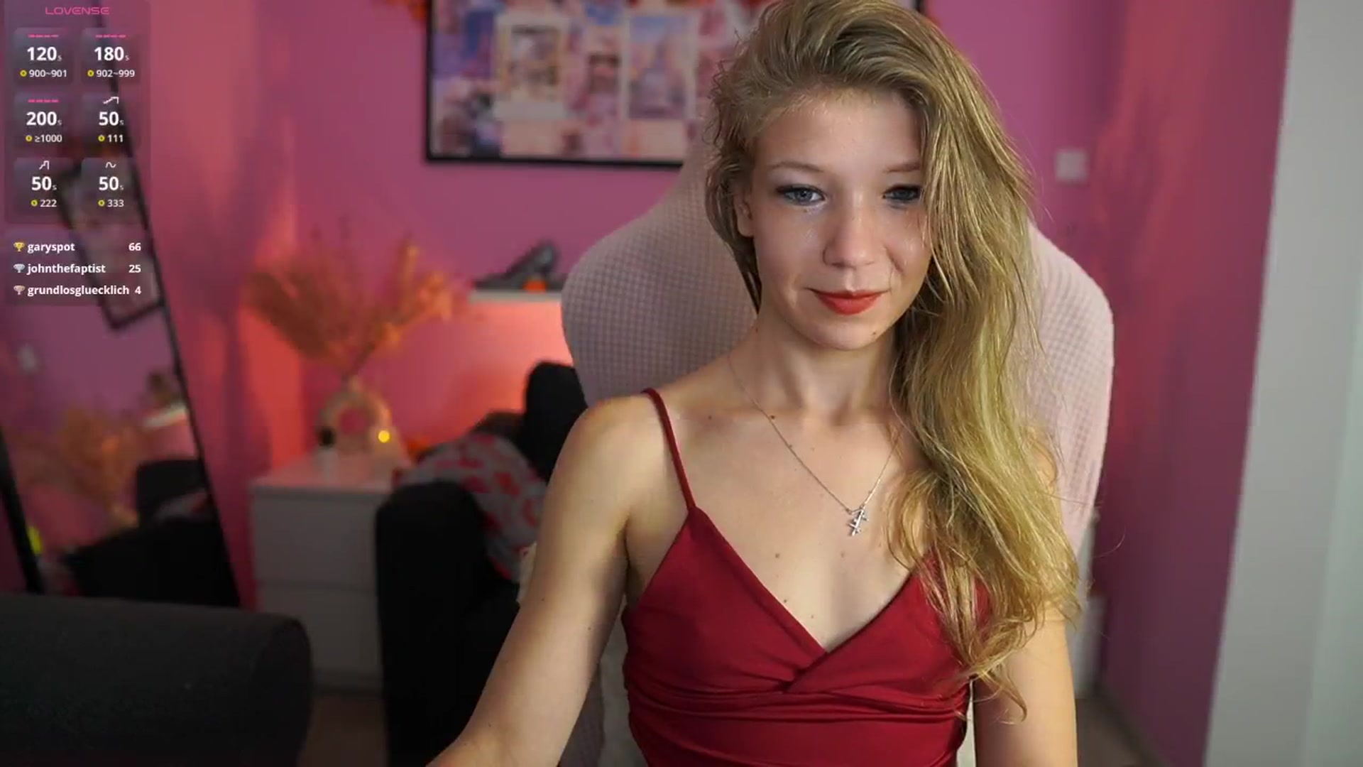 Gallery image thumbnail from Missicute's myfreecams stream on, 10/28/2025, 20:49 image 9 of 20