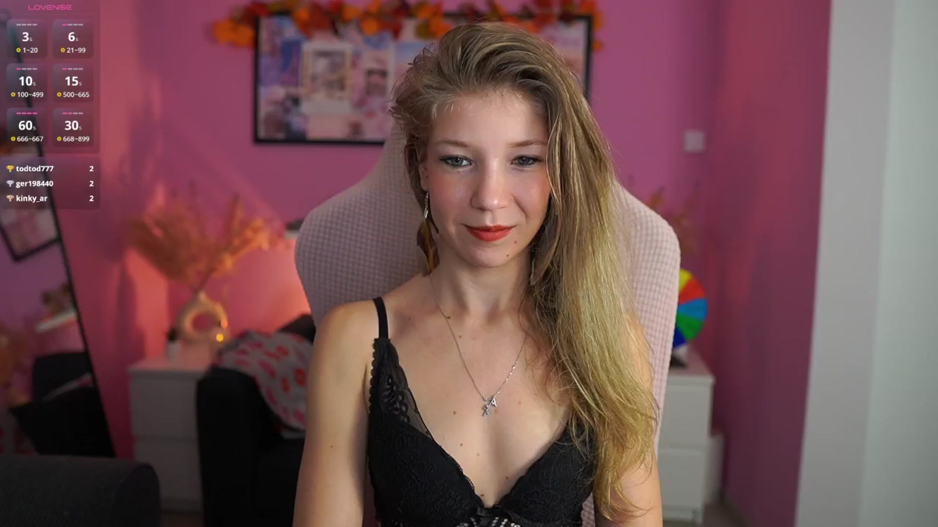 Gallery image thumbnail from Missicute's myfreecams stream on, 12/01/2025, 22:19 image 3 of 20