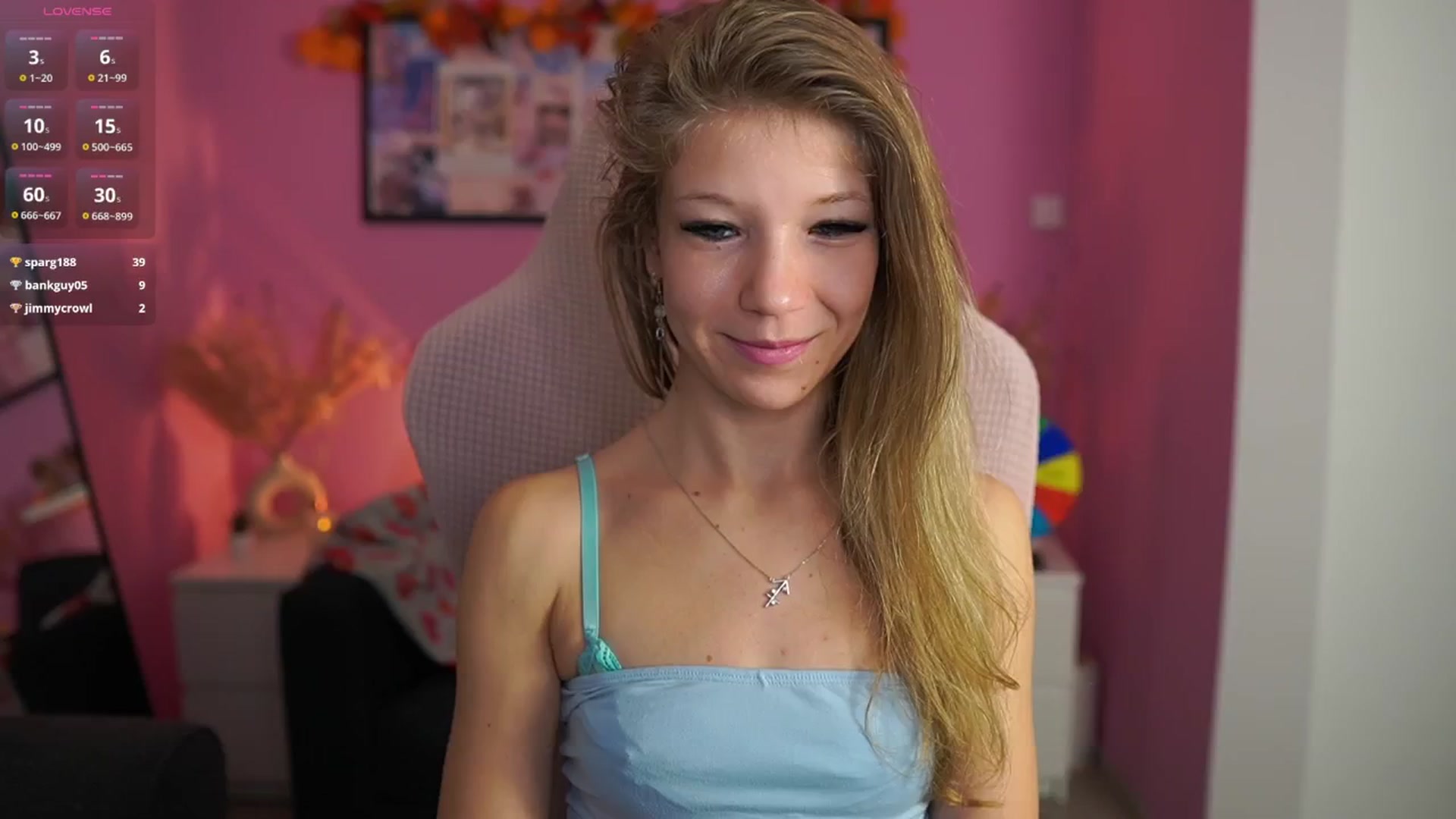Gallery image thumbnail from Missicute's myfreecams stream on, 12/02/2025, 20:43 image 3 of 20