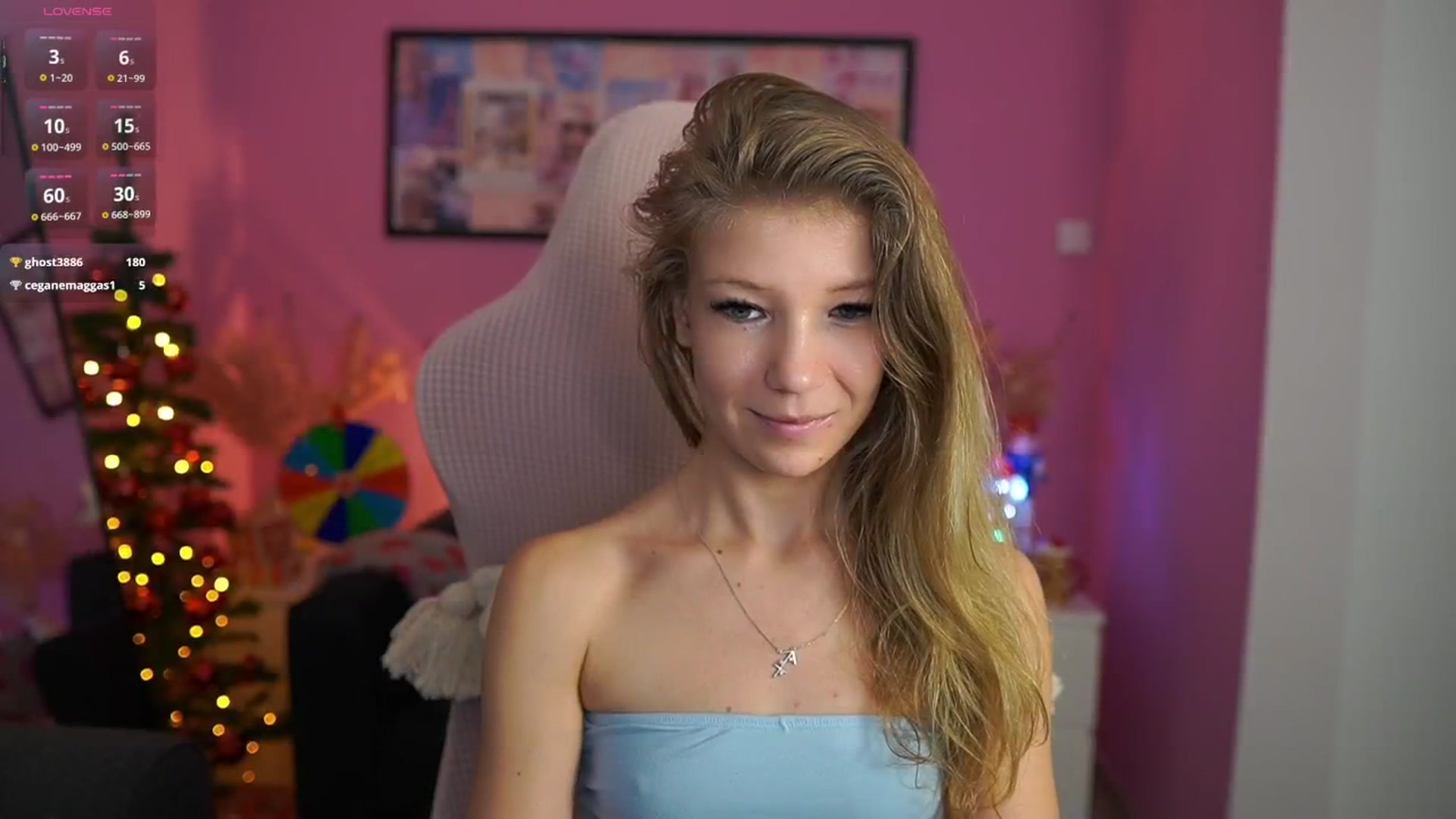 Gallery image thumbnail from Missicute's myfreecams stream on, 12/10/2025, 24:31 image 6 of 20