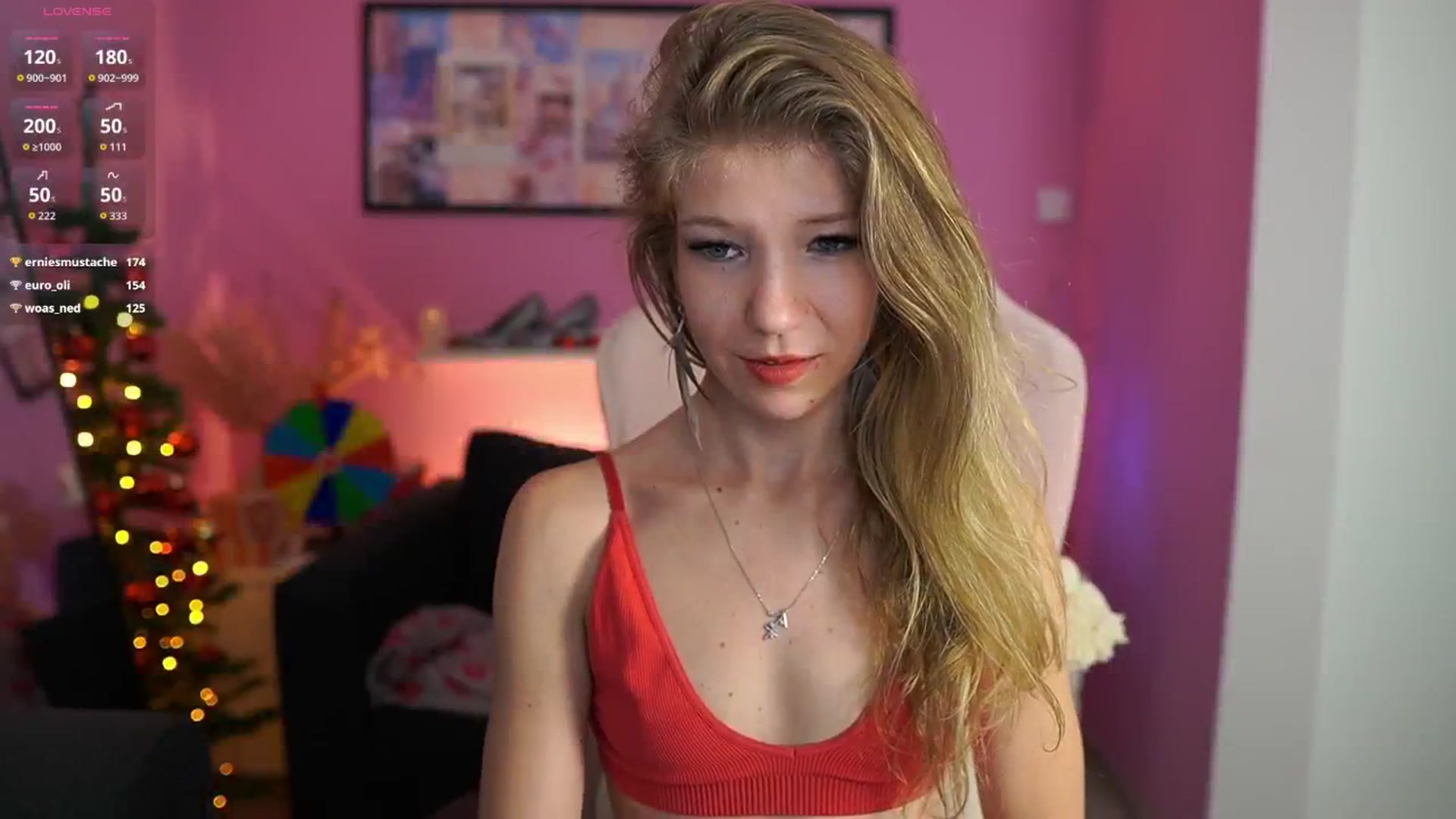 Gallery image thumbnail from Missicute's myfreecams stream on, 12/11/2025, 20:28 image 10 of 20