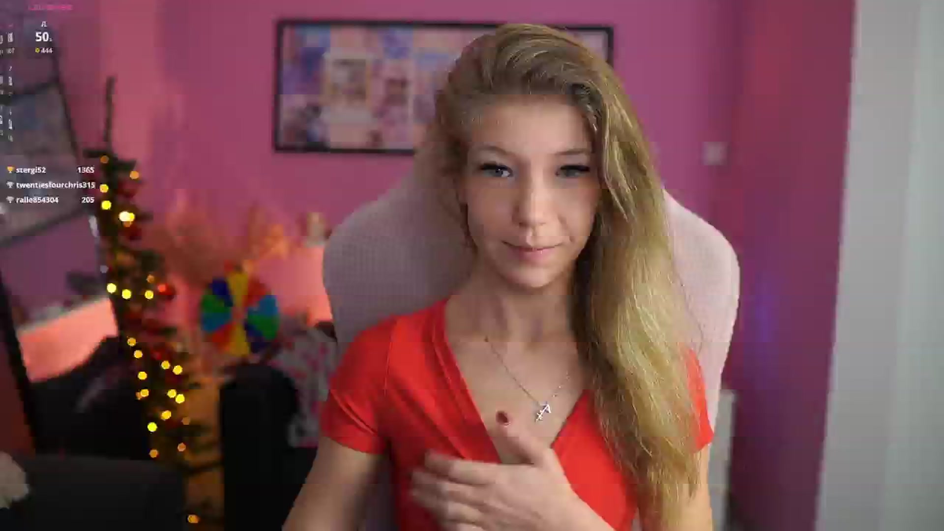 Gallery image thumbnail from Missicute's myfreecams stream on, 12/16/2025, 24:02 image 1 of 20