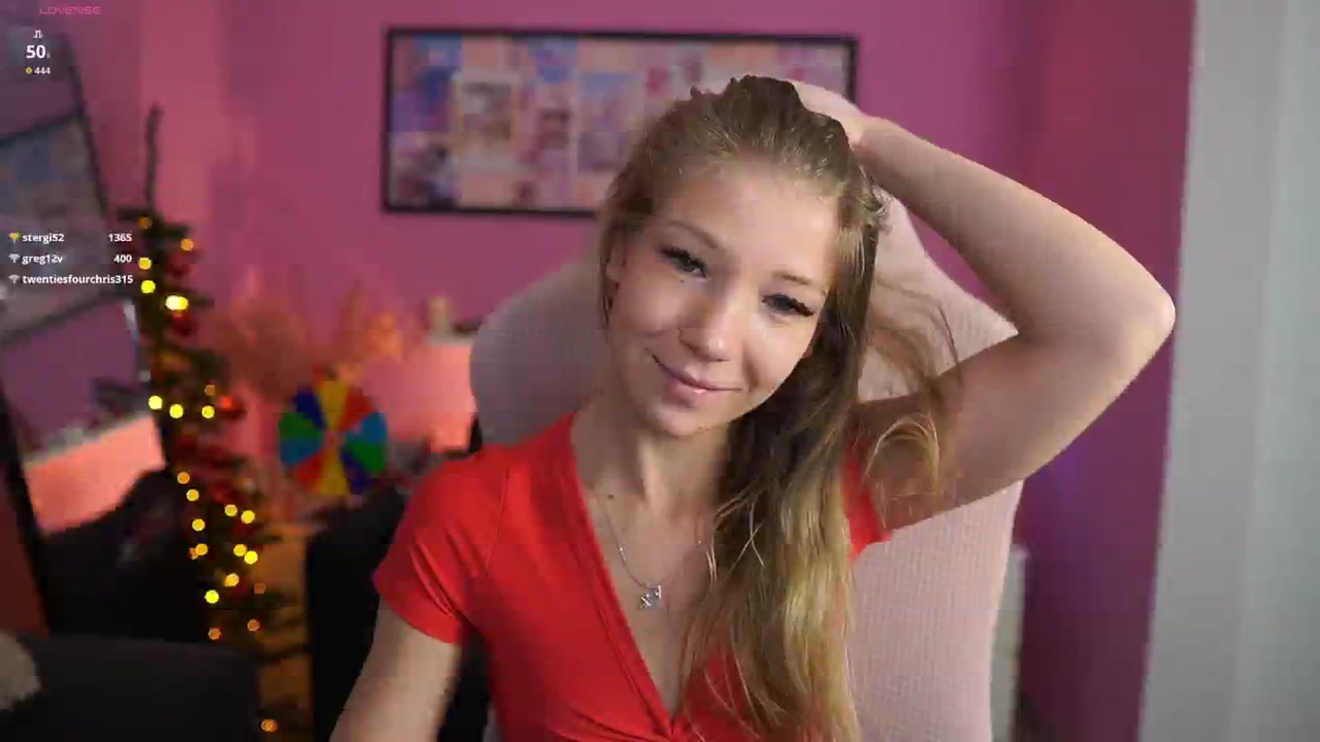 Gallery image thumbnail from Missicute's myfreecams stream on, 12/16/2025, 24:02 image 18 of 20