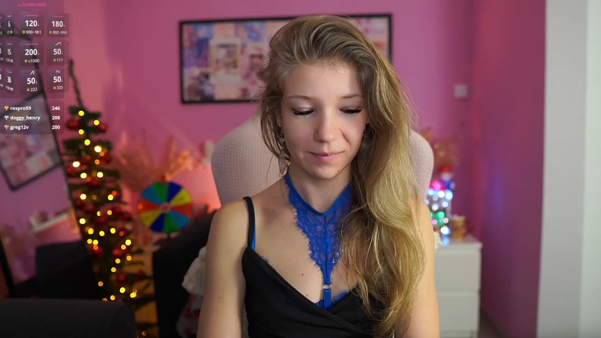 Gallery image thumbnail from Missicute's myfreecams stream on, 12/18/2025, 18:59 image 14 of 20