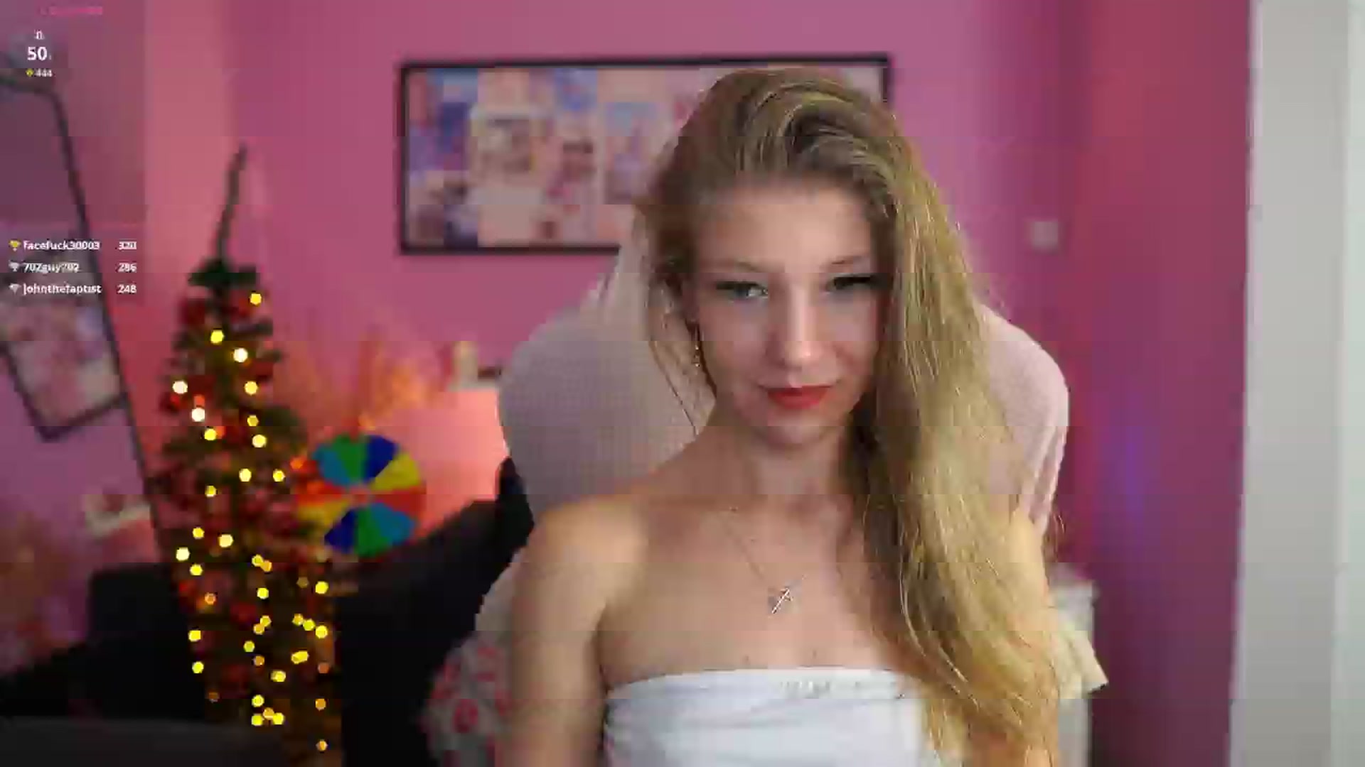 Gallery image thumbnail from Missicute's myfreecams stream on, 12/23/2025, 01:33 image 13 of 20