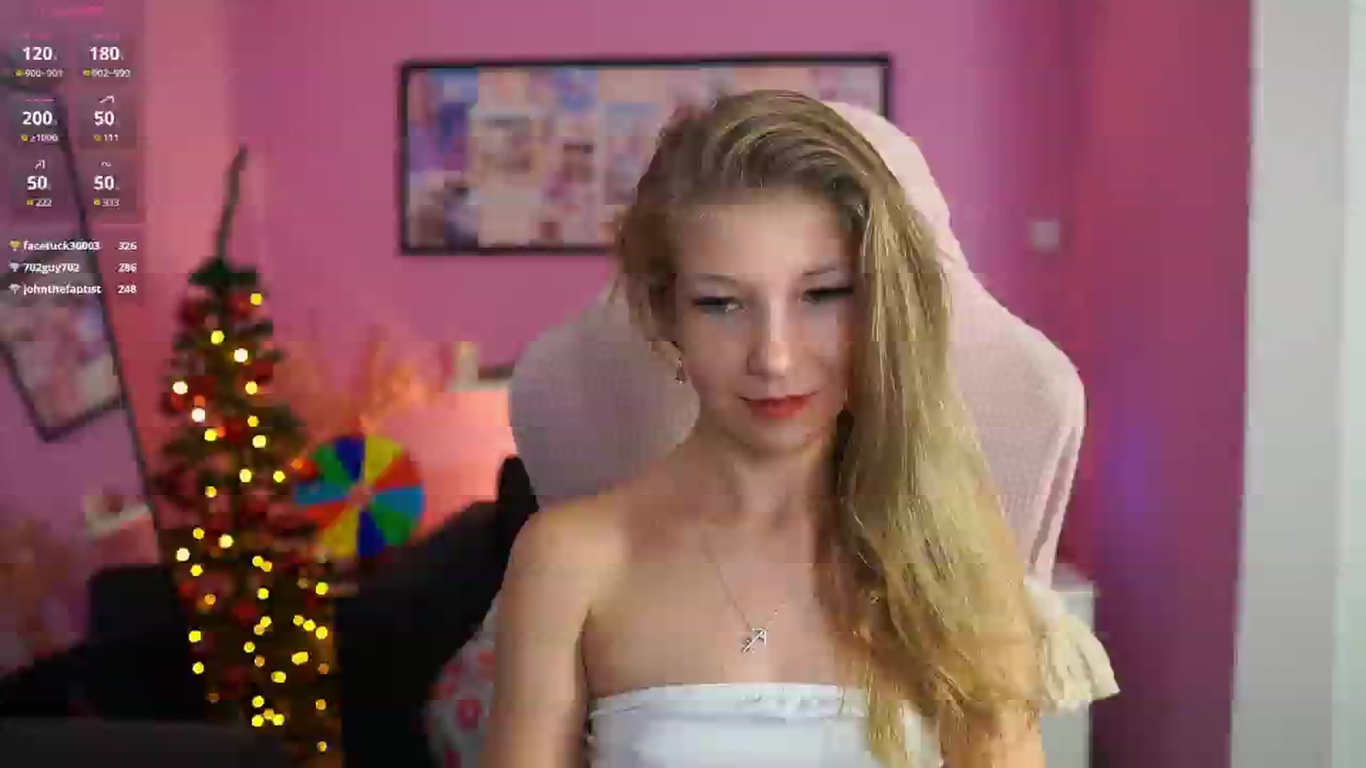 Gallery image thumbnail from Missicute's myfreecams stream on, 12/23/2025, 01:33 image 15 of 20