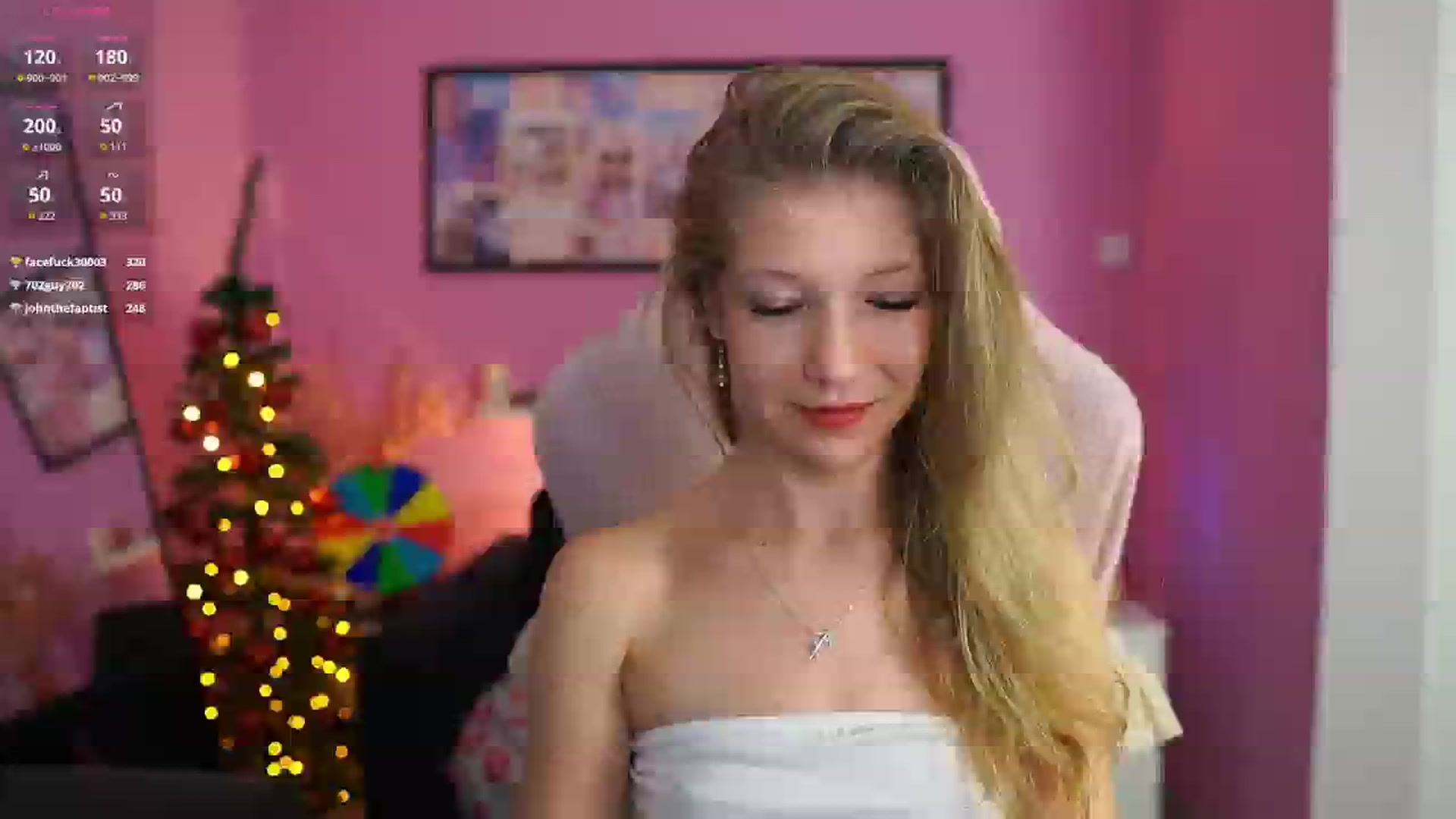 Gallery image thumbnail from Missicute's myfreecams stream on, 12/23/2025, 01:33 image 12 of 20