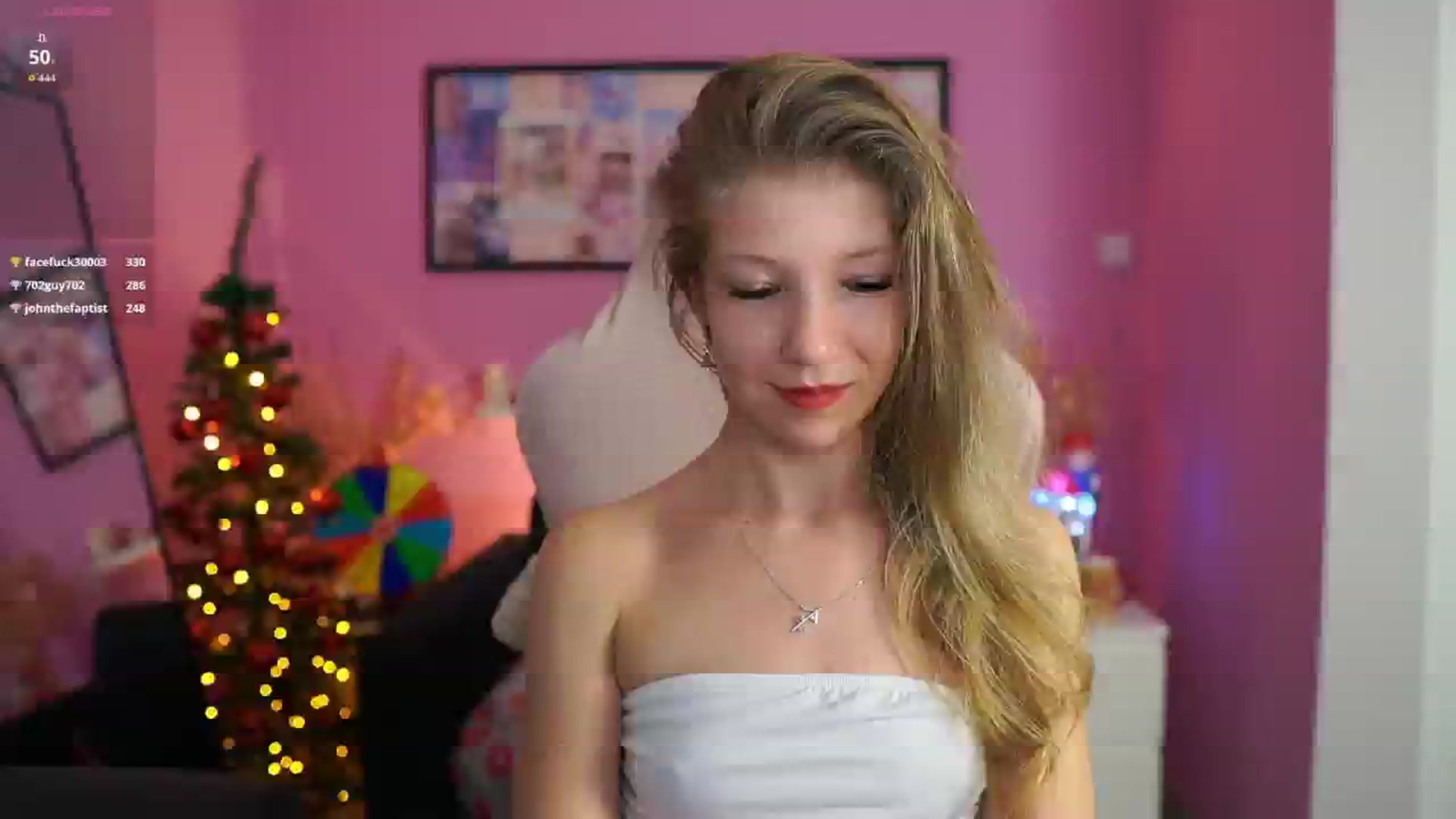 Gallery image thumbnail from Missicute's myfreecams stream on, 12/23/2025, 01:33 image 20 of 20