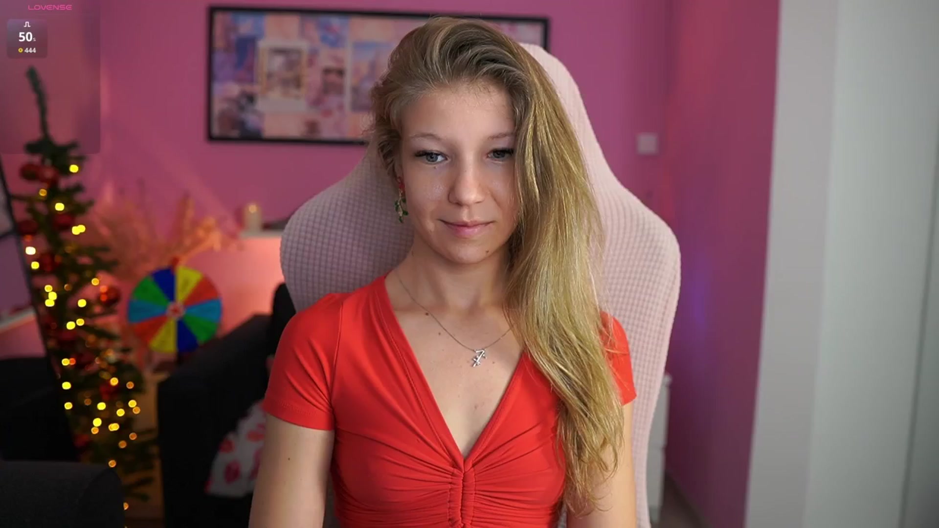 Gallery image thumbnail from Missicute's myfreecams stream on, 12/27/2025, 23:45 image 4 of 20