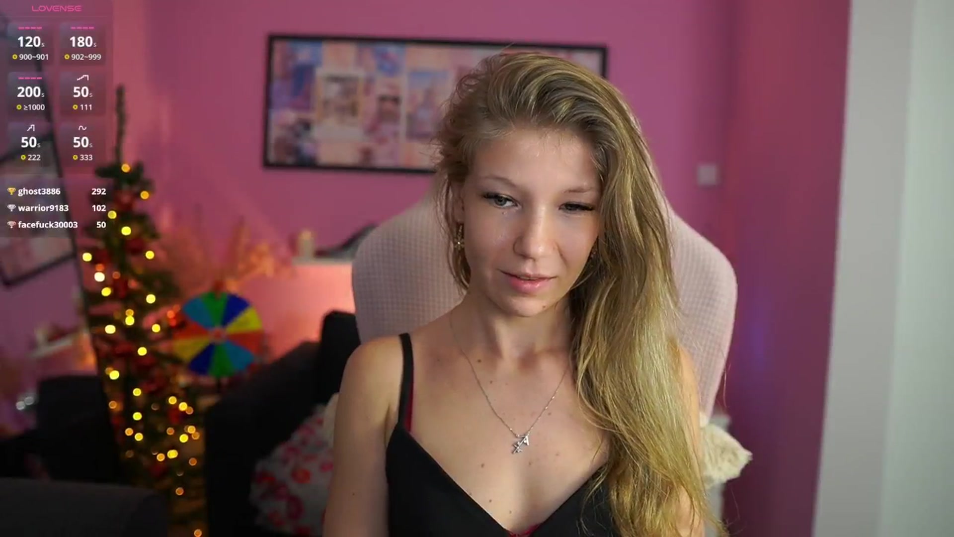 Gallery image thumbnail from Missicute's myfreecams stream on, 12/28/2025, 23:52 image 11 of 20