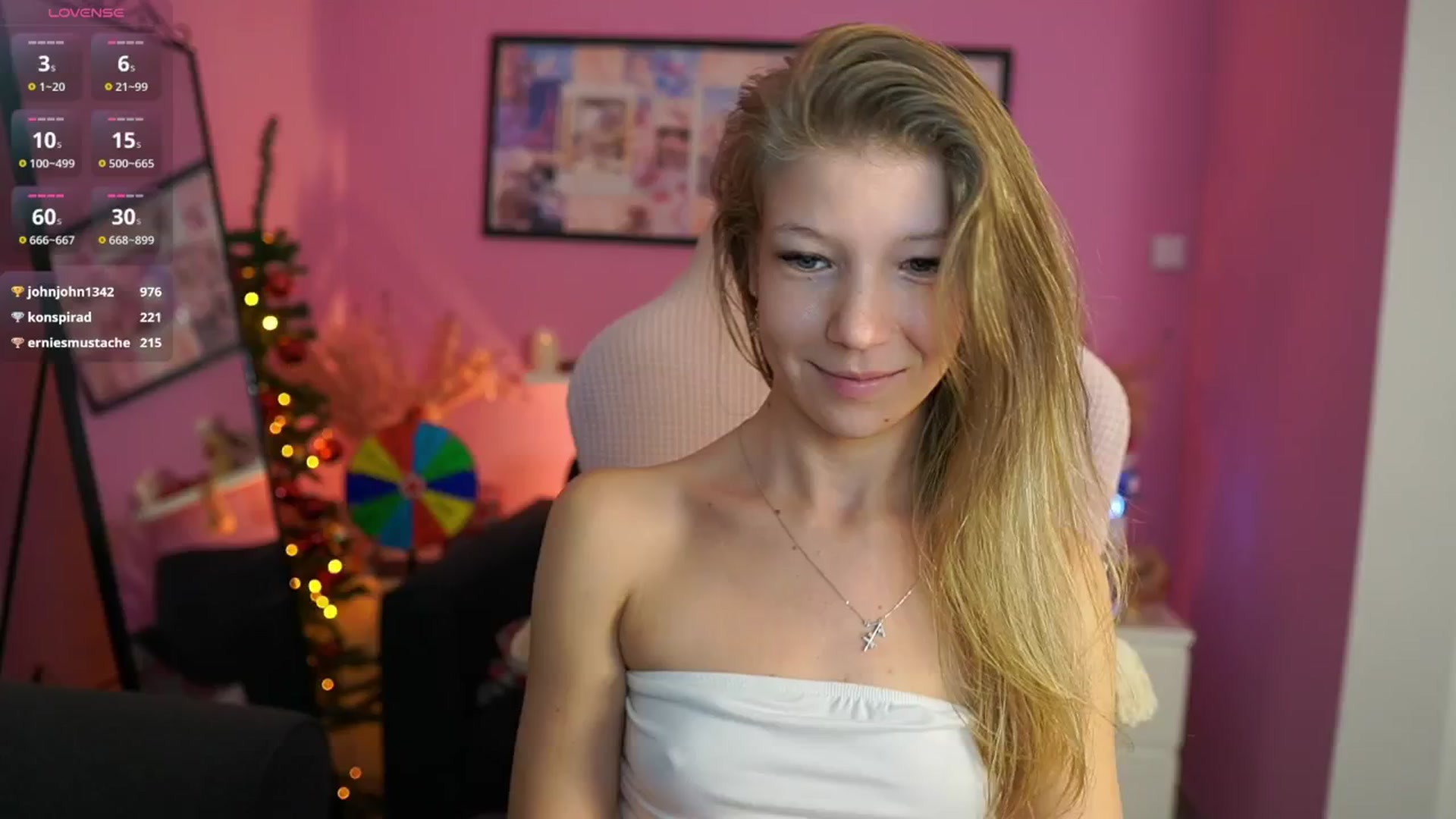 Gallery image thumbnail from Missicute's myfreecams stream on, 12/30/2025, 23:16 image 13 of 20