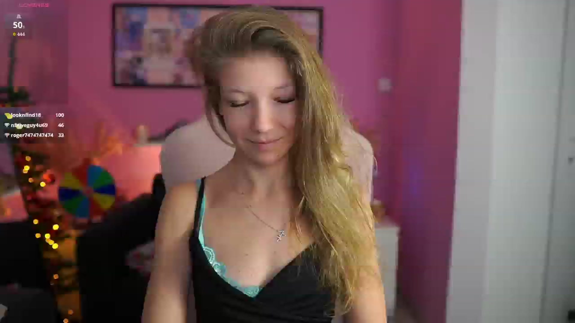 Gallery image thumbnail from Missicute's myfreecams stream on, 12/31/2025, 18:07 image 10 of 20