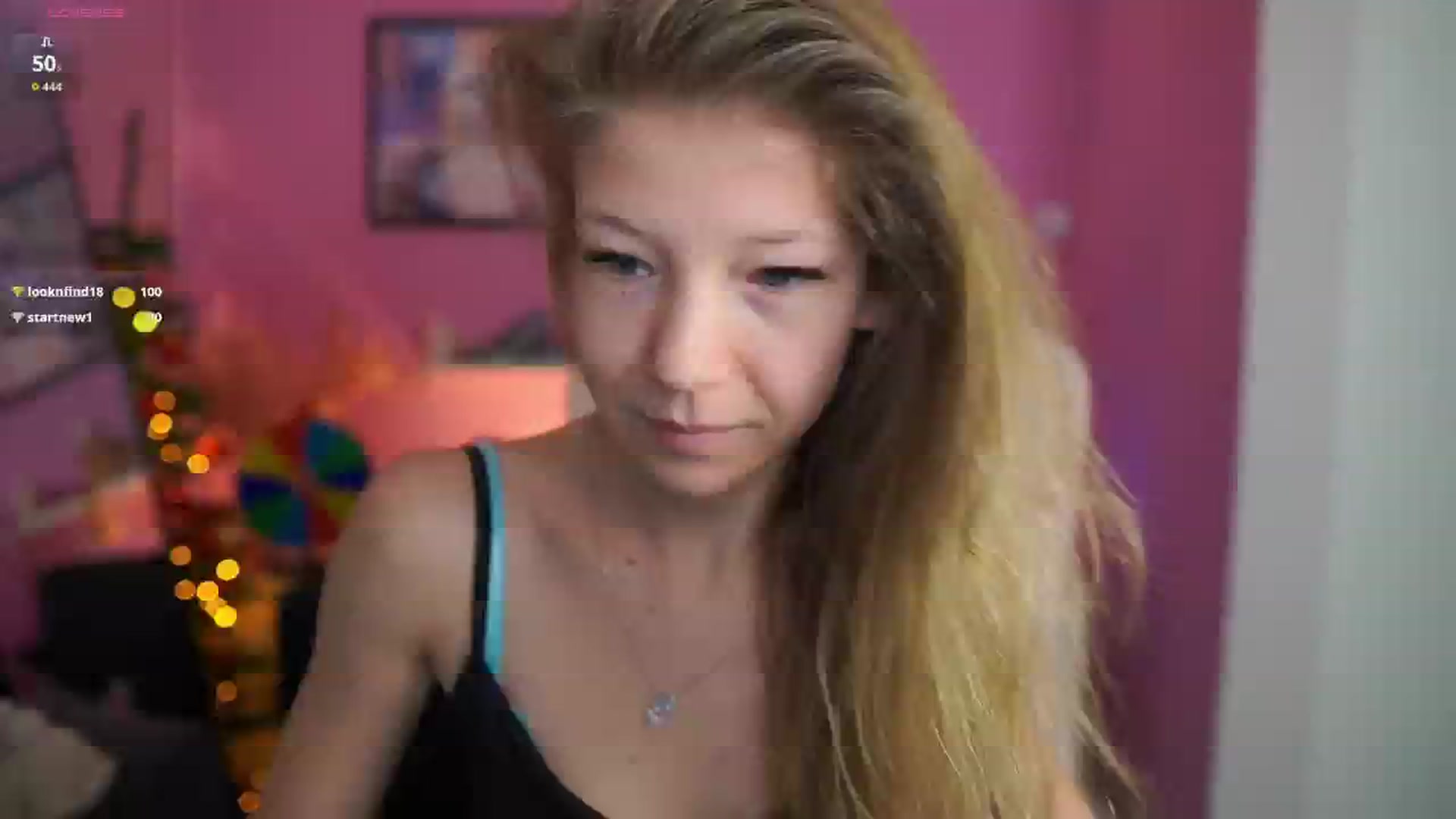 Gallery image thumbnail from Missicute's myfreecams stream on, 12/31/2025, 18:07 image 1 of 20