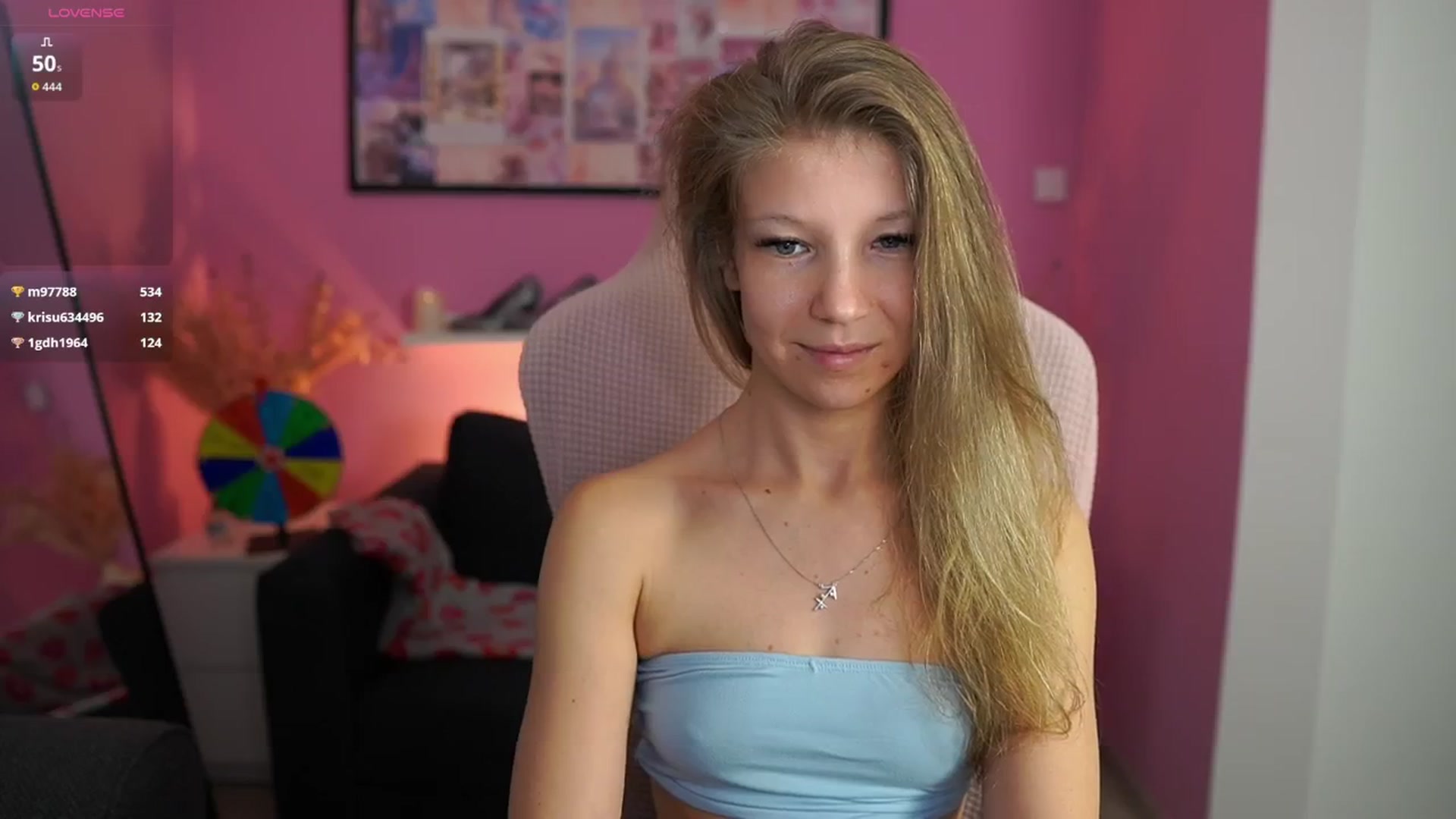 Gallery image thumbnail from Missicute's myfreecams stream on, 01/22/2026, 18:31 image 13 of 20