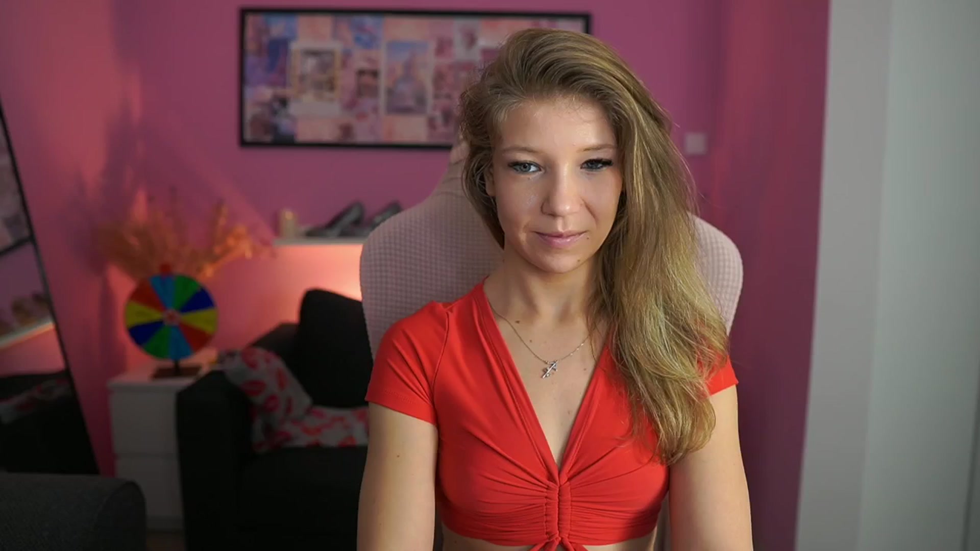 Gallery image thumbnail from Missicute's myfreecams stream on, 01/30/2026, 16:16 image 14 of 20