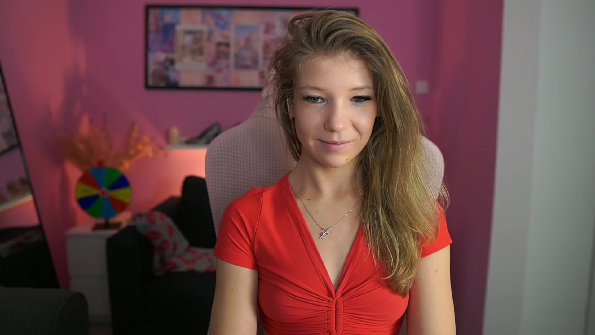 Gallery image thumbnail from Missicute's myfreecams stream on, 01/30/2026, 16:16 image 18 of 20