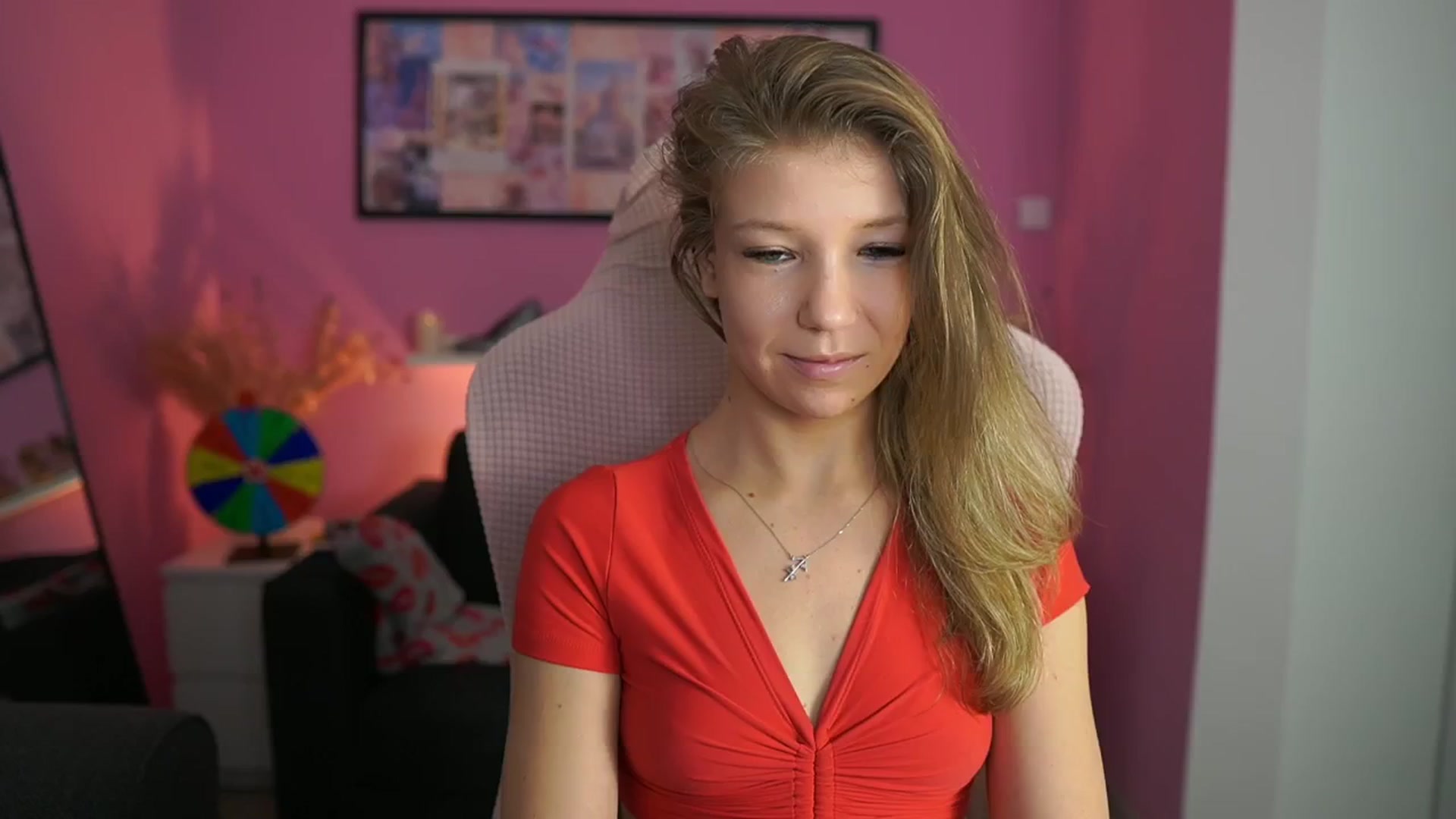 Gallery image thumbnail from Missicute's myfreecams stream on, 01/30/2026, 16:16 image 11 of 20
