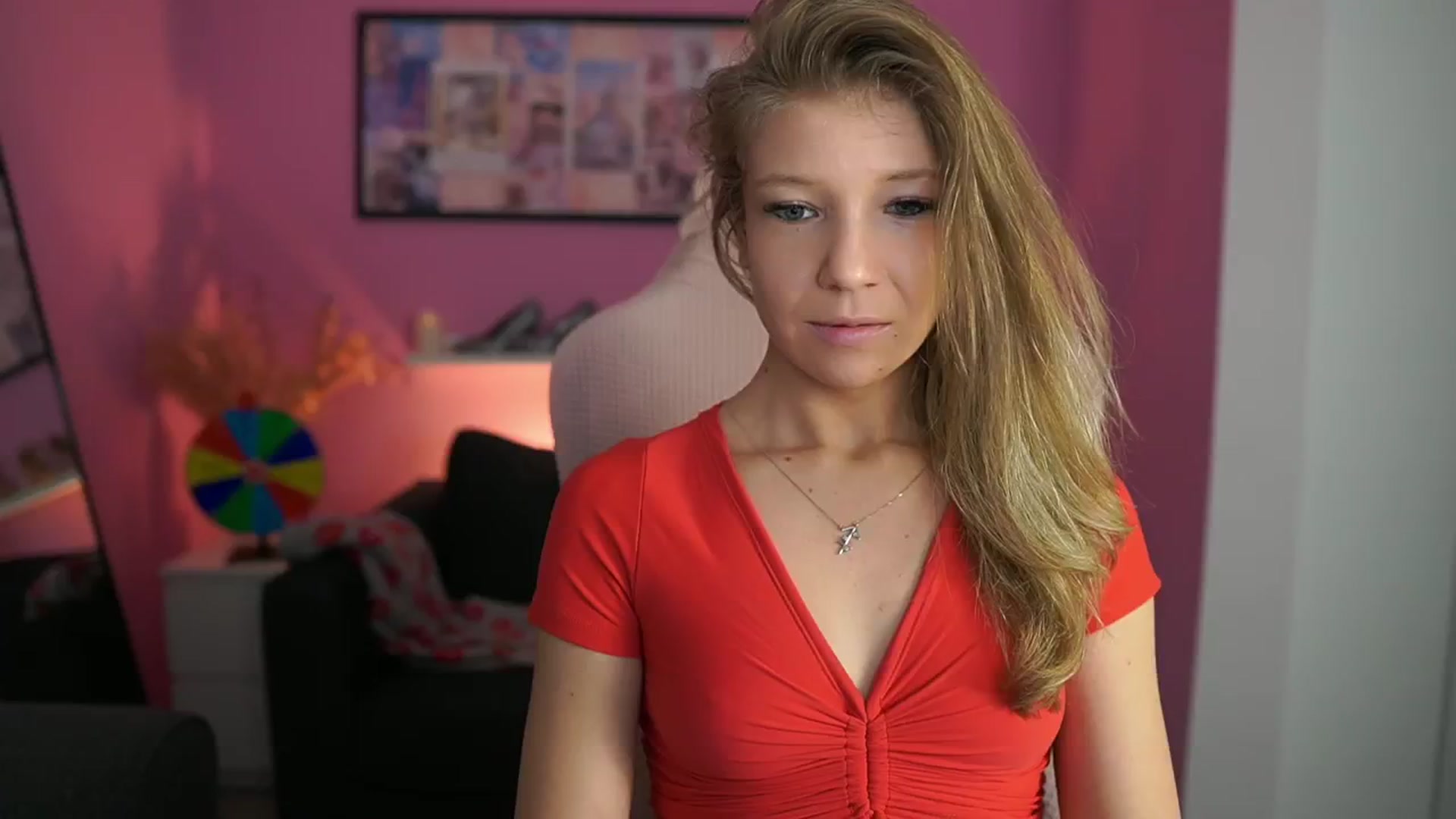 Gallery image thumbnail from Missicute's myfreecams stream on, 01/30/2026, 16:16 image 8 of 20