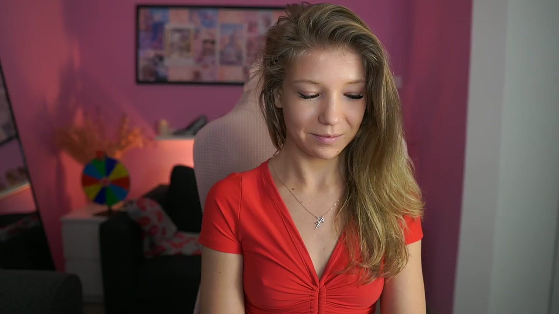 Gallery image thumbnail from Missicute's myfreecams stream on, 01/30/2026, 18:03 image 4 of 20