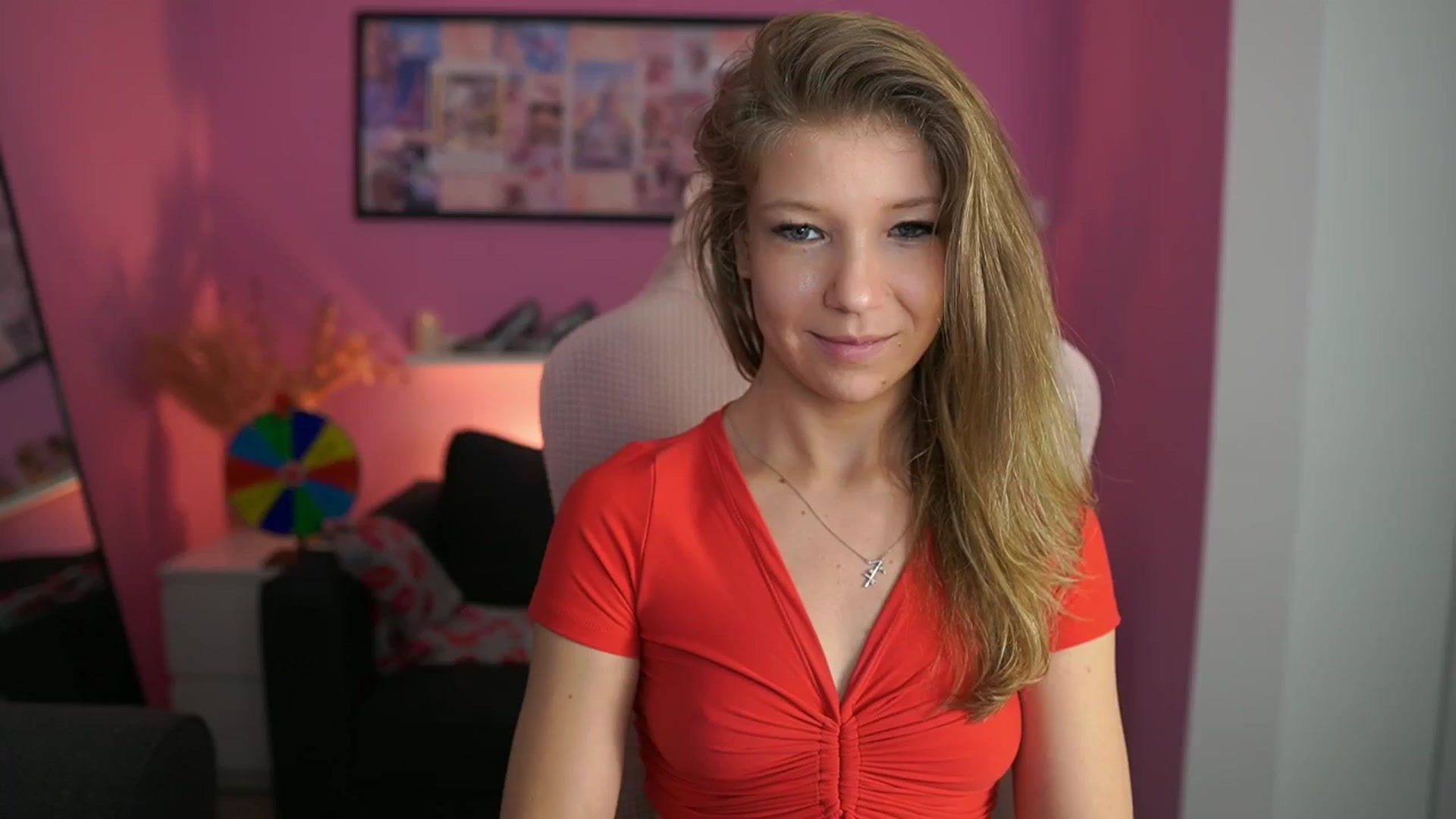 Gallery image thumbnail from Missicute's myfreecams stream on, 01/30/2026, 18:03 image 17 of 20
