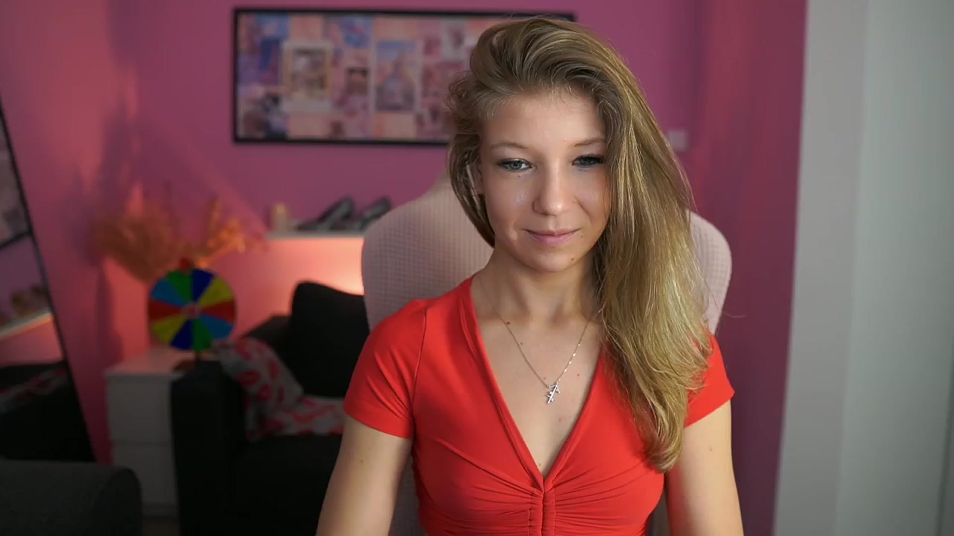 Gallery image thumbnail from Missicute's myfreecams stream on, 01/30/2026, 18:03 image 20 of 20
