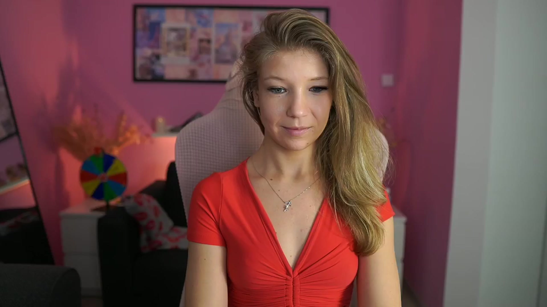 Gallery image thumbnail from Missicute's myfreecams stream on, 01/30/2026, 18:03 image 11 of 20