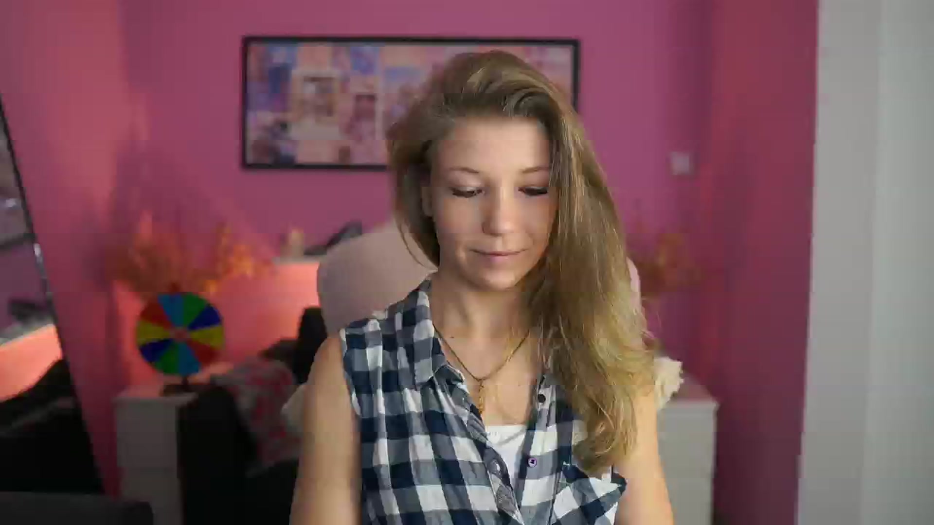 Gallery image thumbnail from Missicute's myfreecams stream on, 02/03/2026, 16:00 image 13 of 20