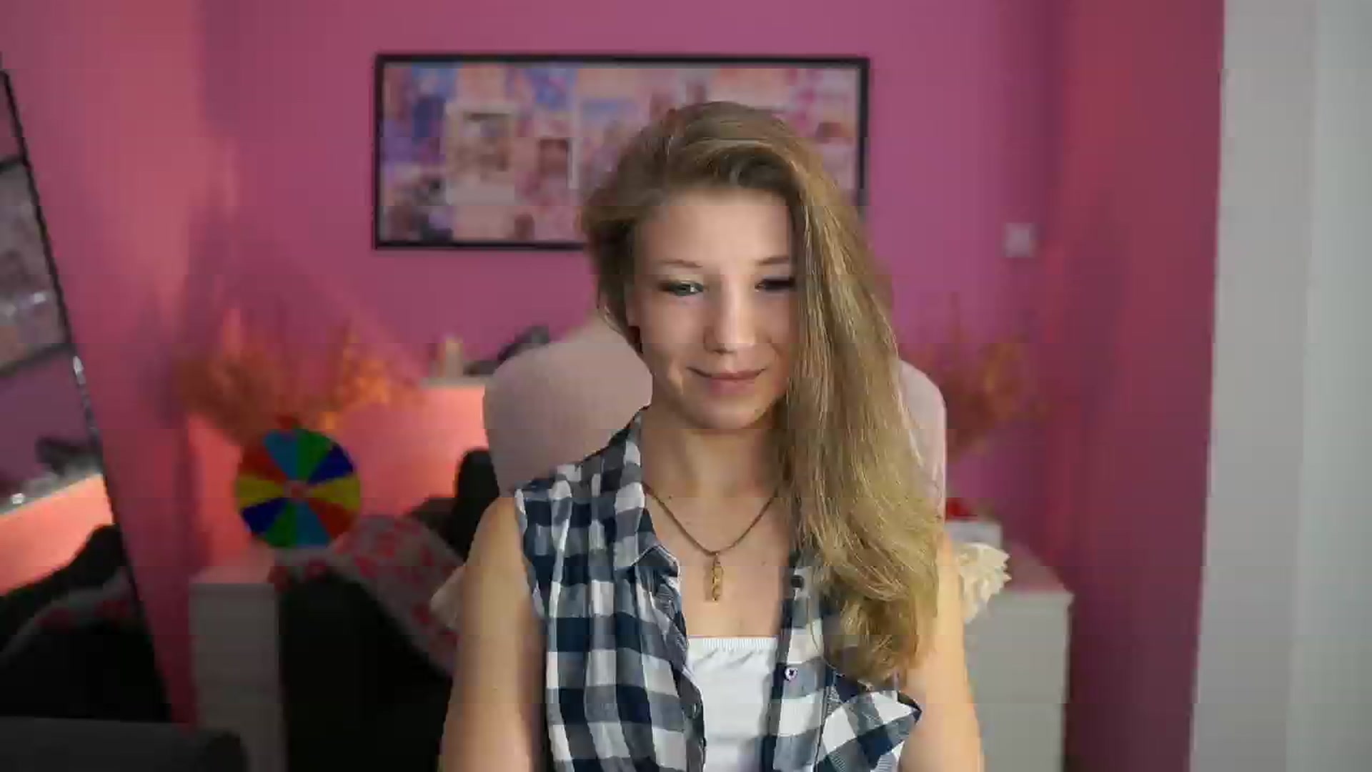 Gallery image thumbnail from Missicute's myfreecams stream on, 02/03/2026, 16:00 image 4 of 20