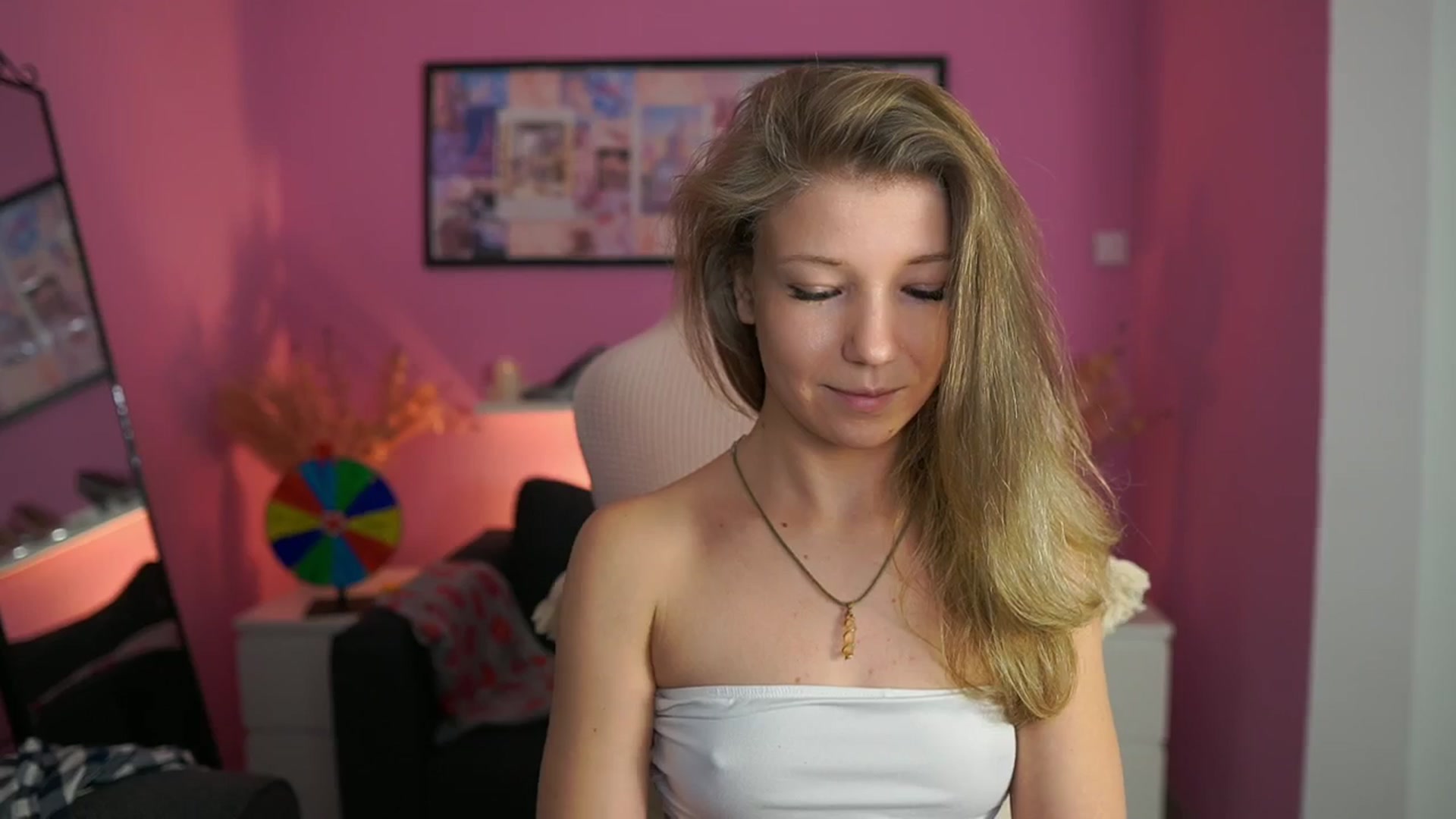Gallery image thumbnail from Missicute's myfreecams stream on, 02/03/2026, 18:17 image 11 of 20